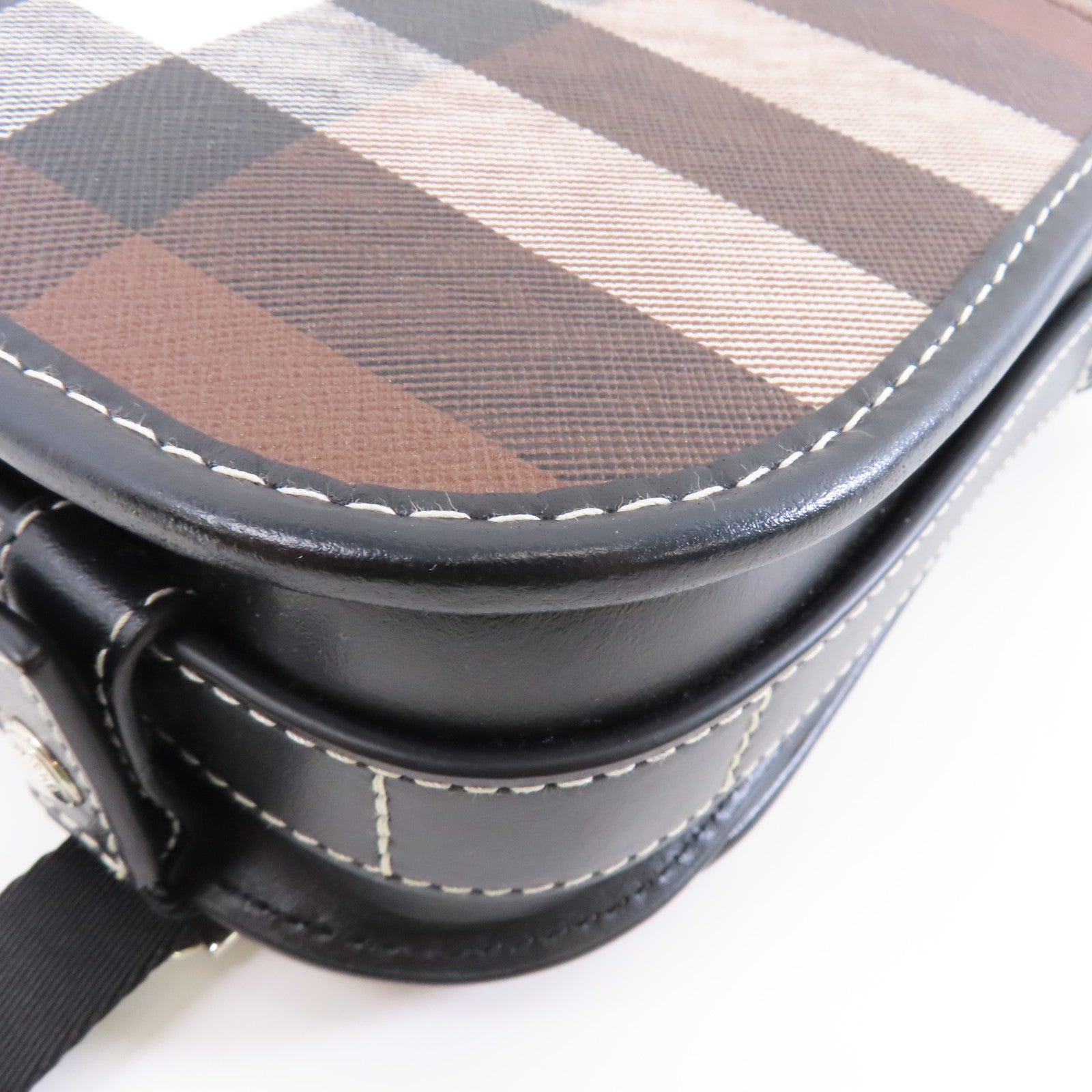 BURBERRY 帆布/皮革Shoulder Bag銀扣肩背袋啡色/黑色