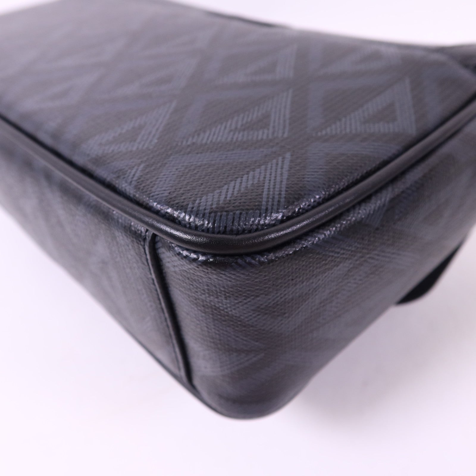 Dior 塗層帆布Hit The Road Shoulder Bag銀扣肩背袋