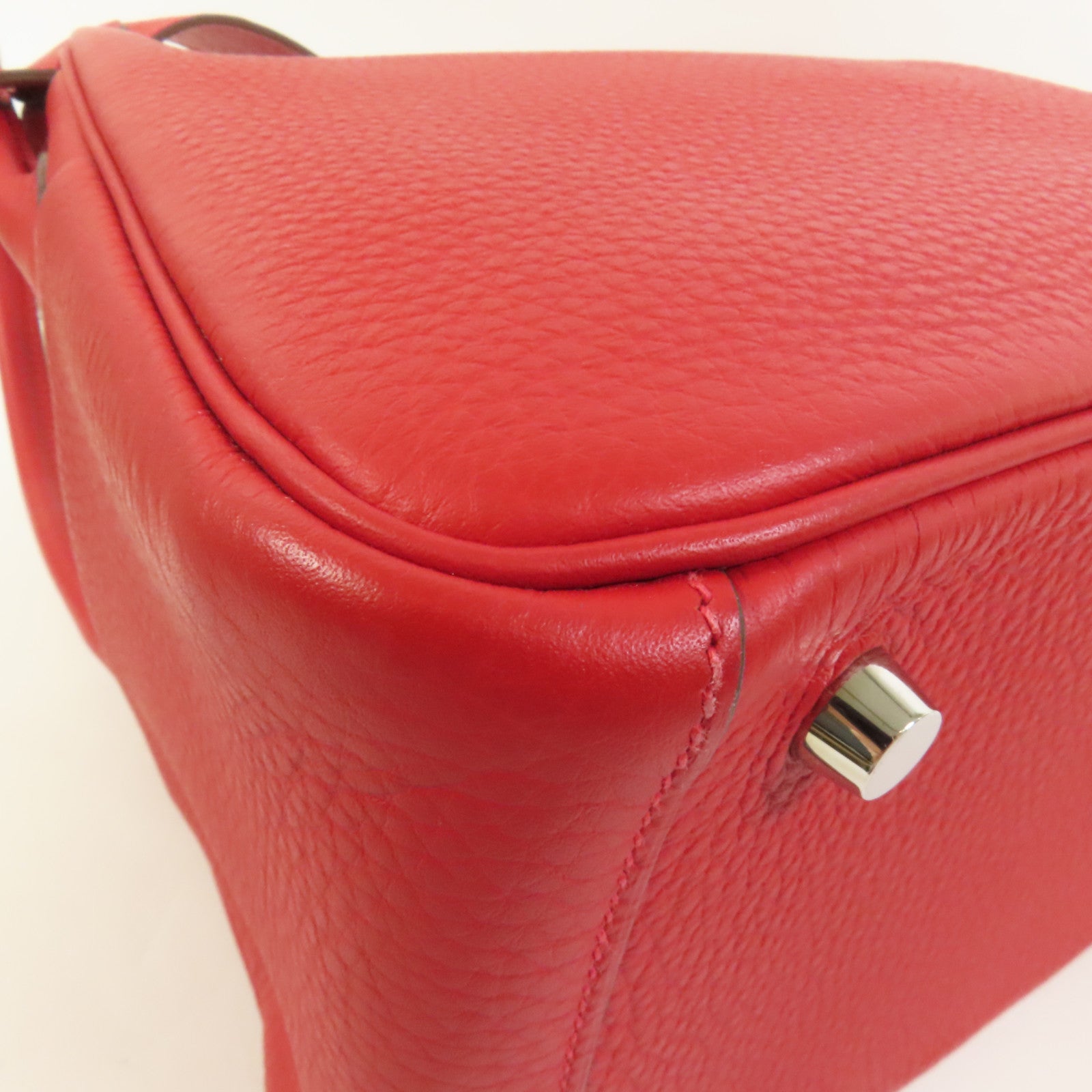 HERMES Togo皮革Lindy 26手挽肩背兩用袋Rouge Casaque