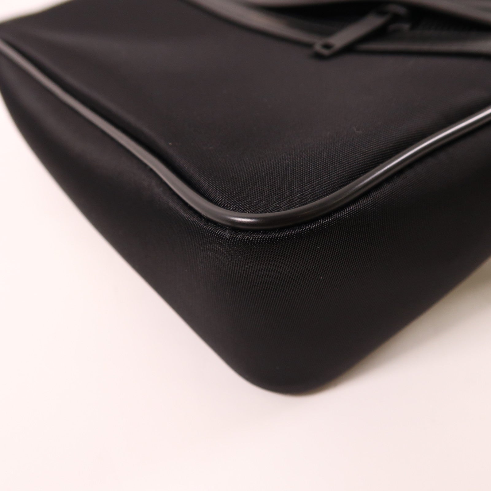 SAINT LAURENT 尼龍/皮革Shoulder Bag肩背袋
