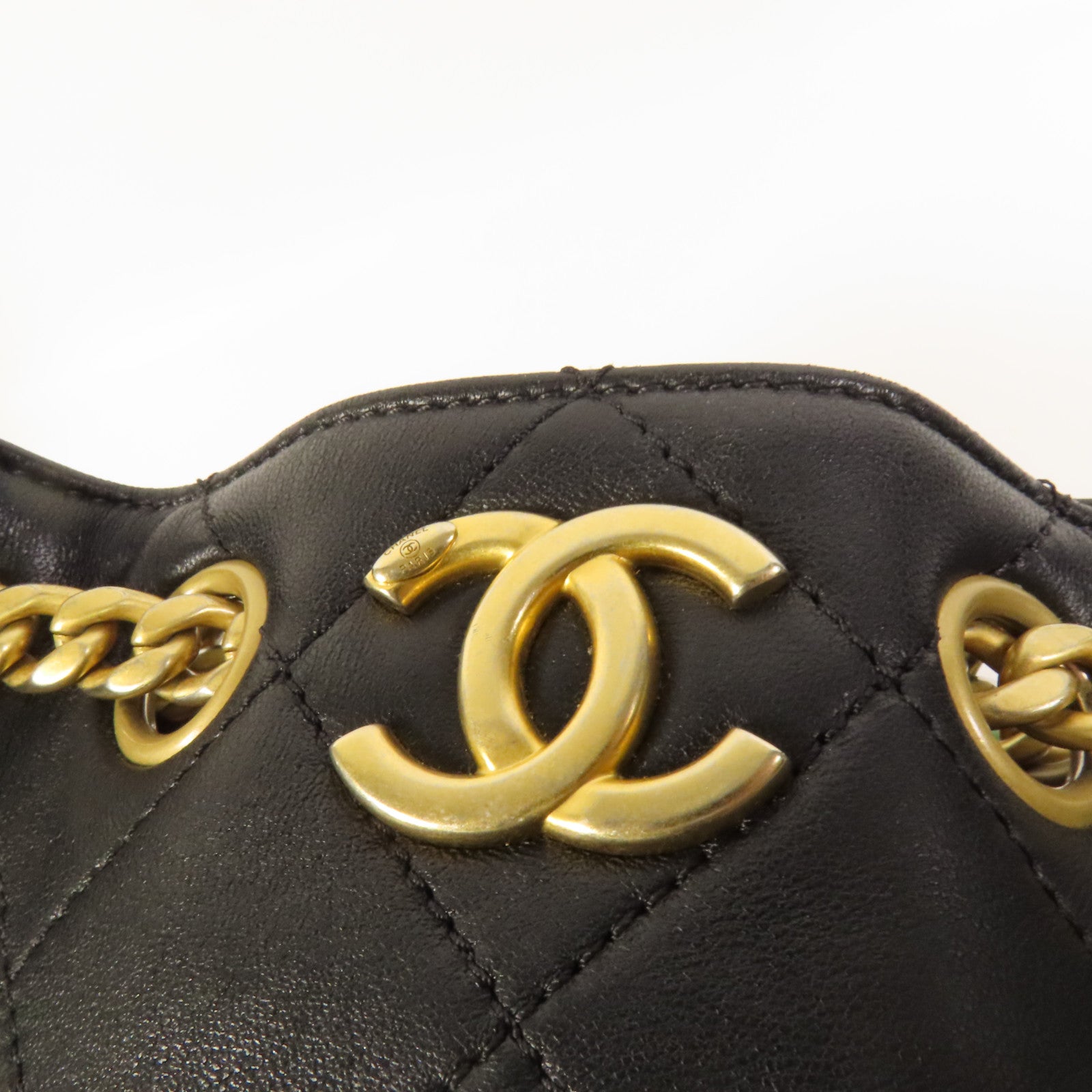 CHANEL 牛皮皮革Chain Shoulder金扣鏈帶肩背袋