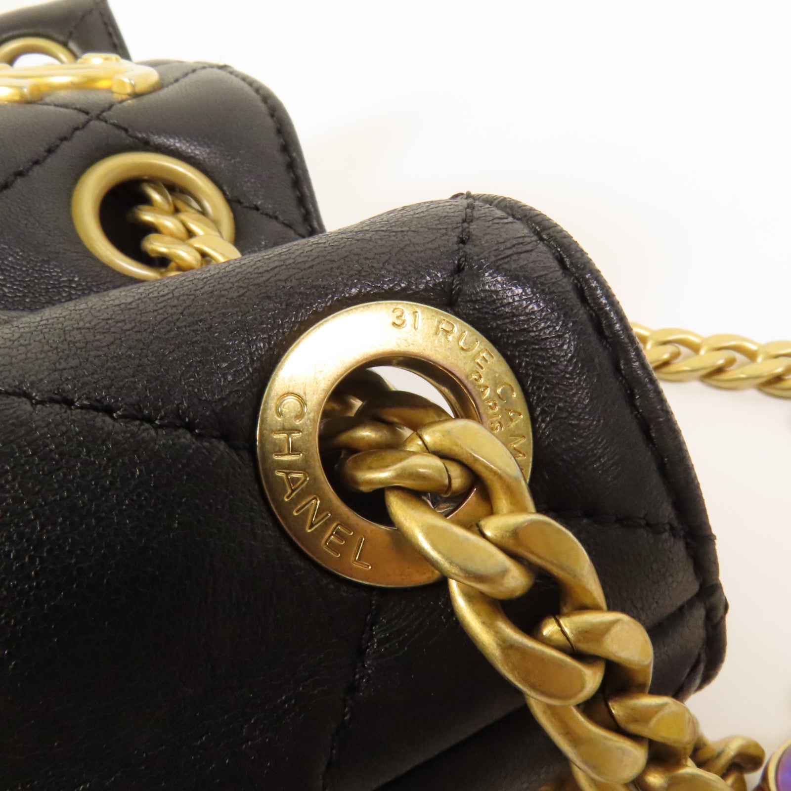 CHANEL 牛皮皮革Chain Shoulder金扣鏈帶肩背袋