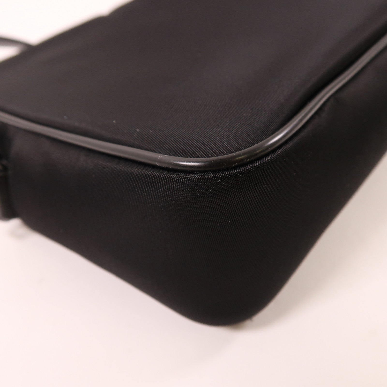 SAINT LAURENT 尼龍/皮革Shoulder Bag肩背袋
