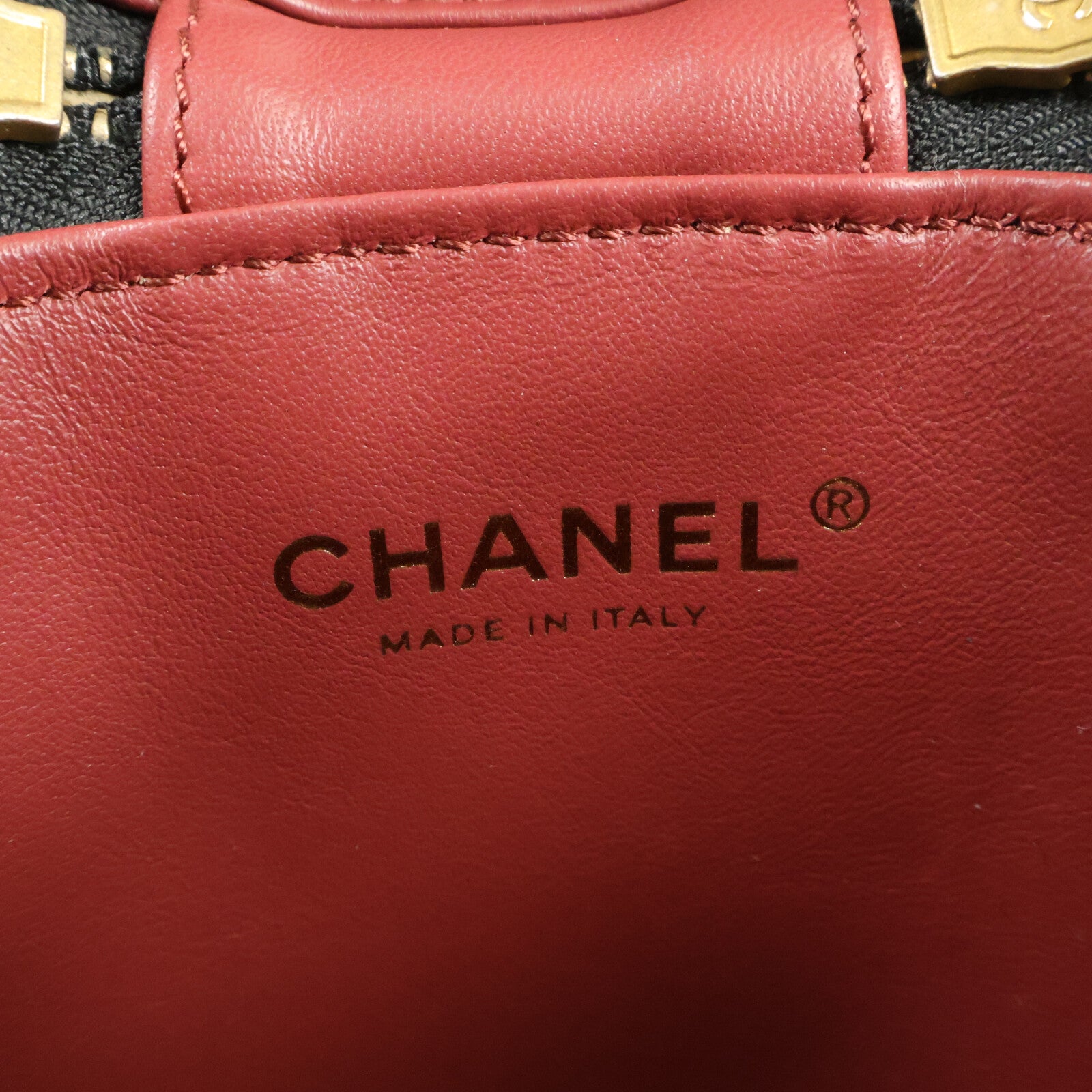 CHANEL 羊皮皮革Vanity Case鏈帶肩背袋