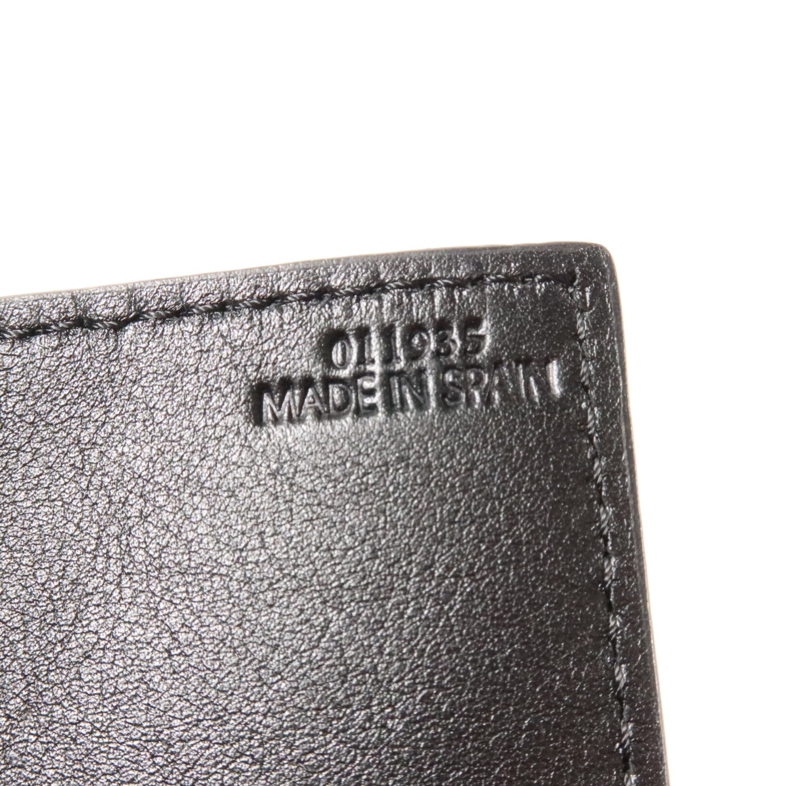 LOEWE 牛皮皮革Lazo Bag肩背袋