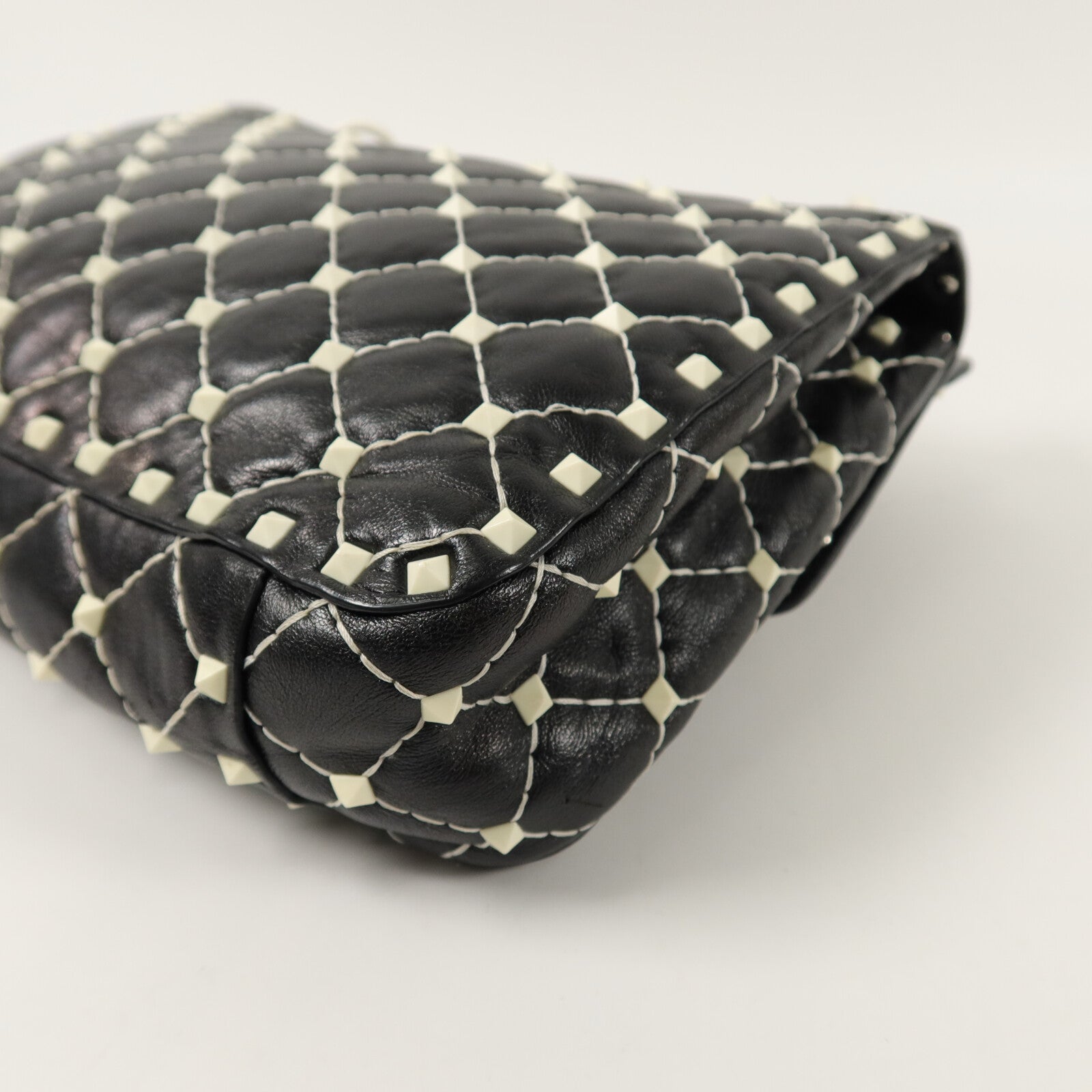 Valentino 牛皮皮革Rockstud Spike手挽肩背兩用袋