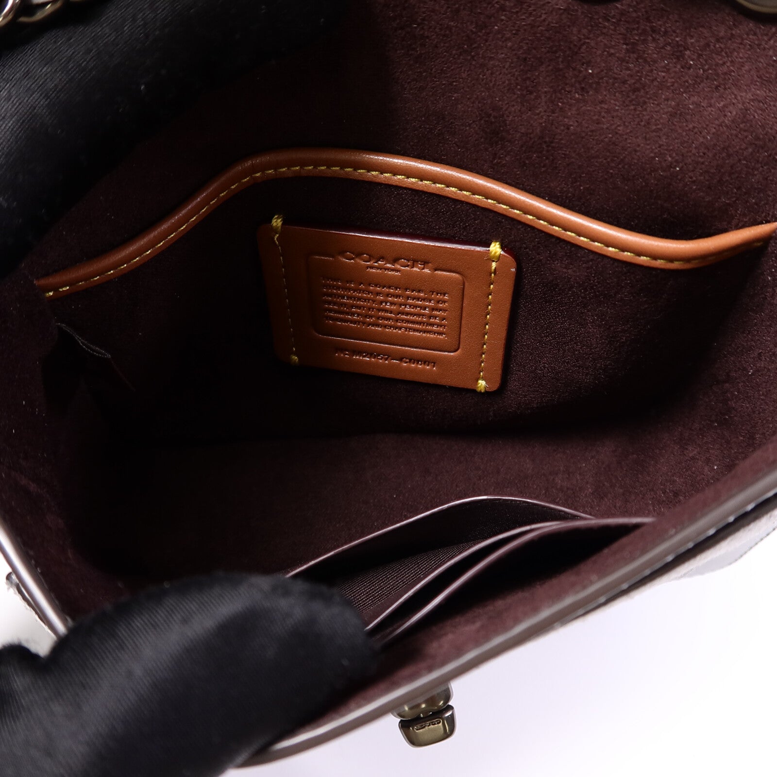 COACH 麂皮皮革Chain Shoulder Bag鏈帶肩背袋
