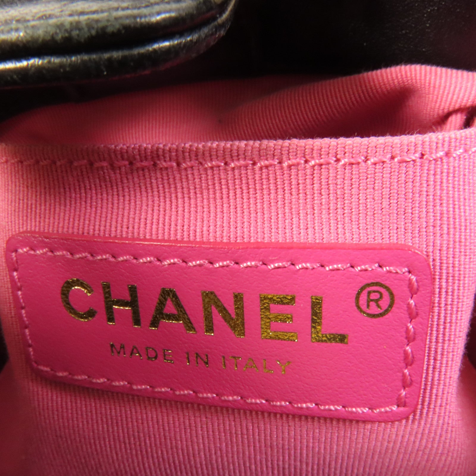 CHANEL 牛皮皮革Chain Shoulder金扣鏈帶肩背袋