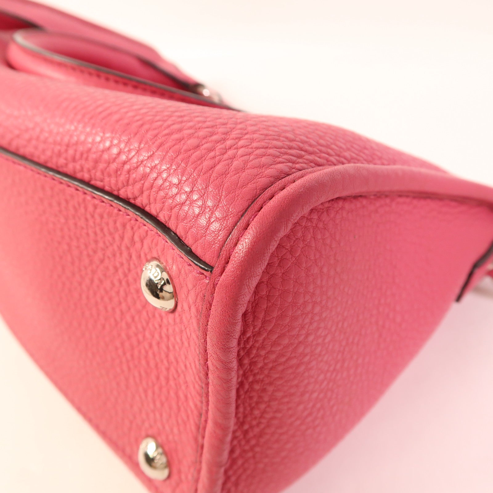 PRADA 牛皮皮革2way Shoulder銀扣手挽肩背兩用袋