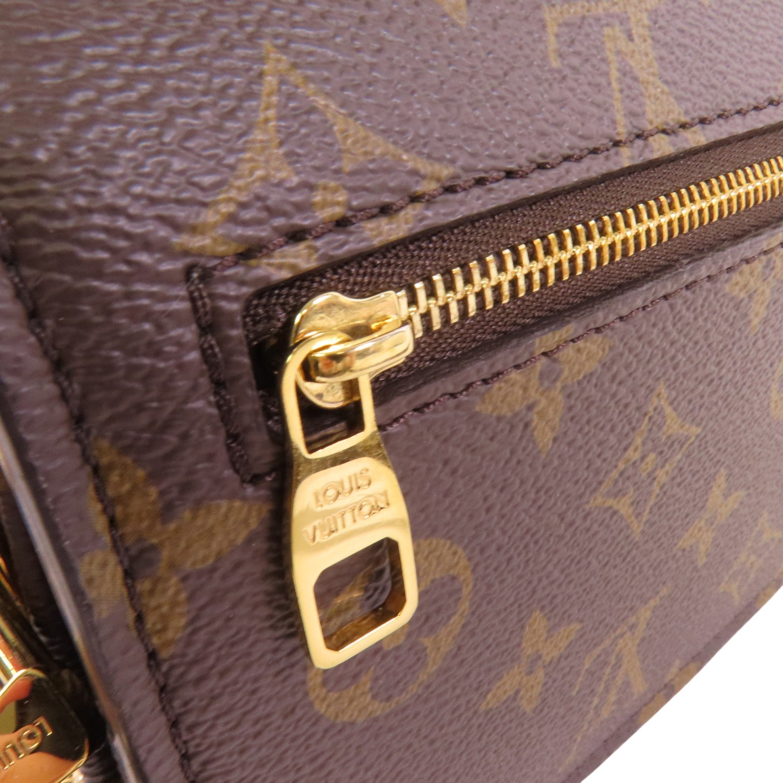 LOUIS VUITTON Monogram Pochette Metis East Wast金扣手挽肩背兩用袋