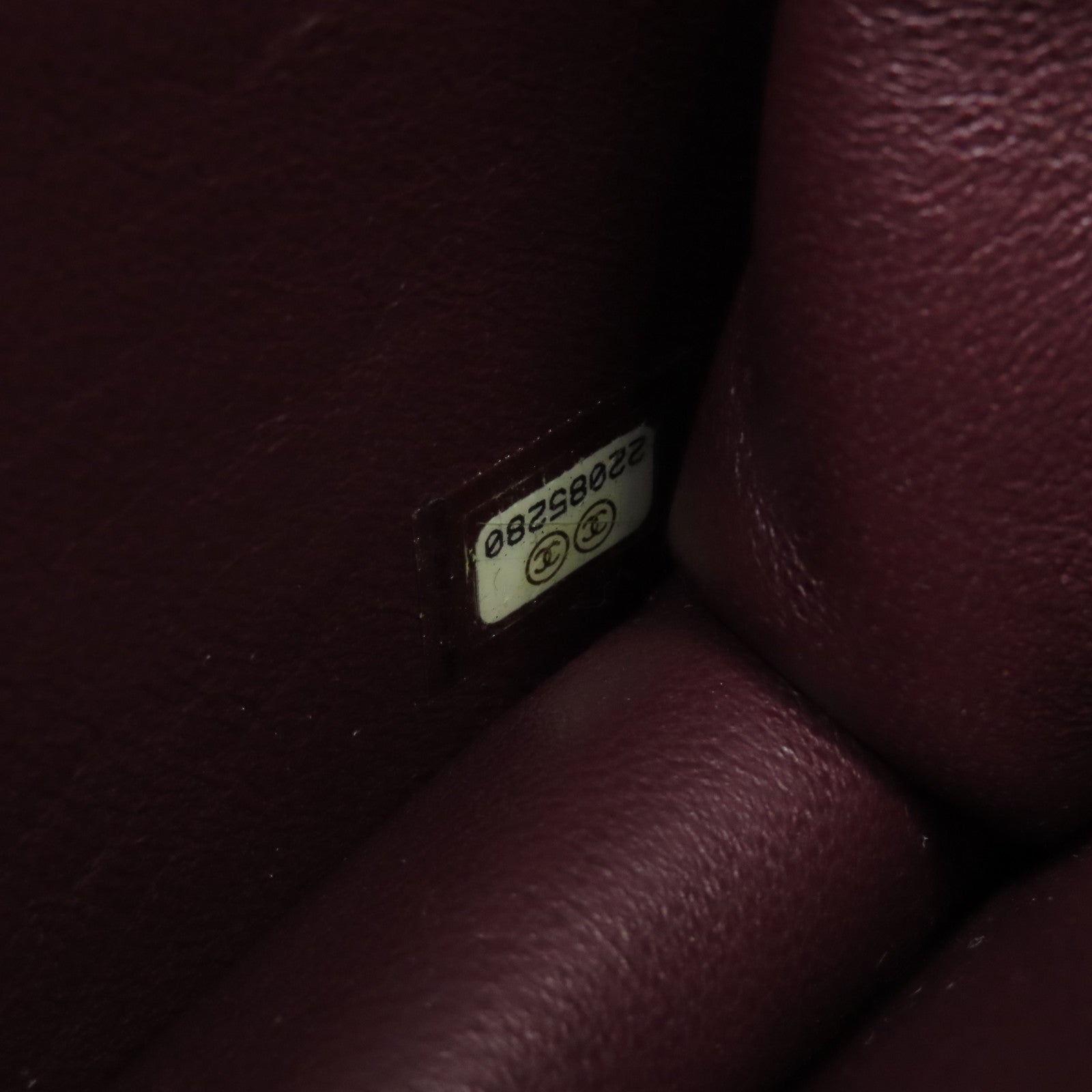 CHANEL 菱格牛皮皮革Chain Shoulder金扣鏈帶肩背袋黑色