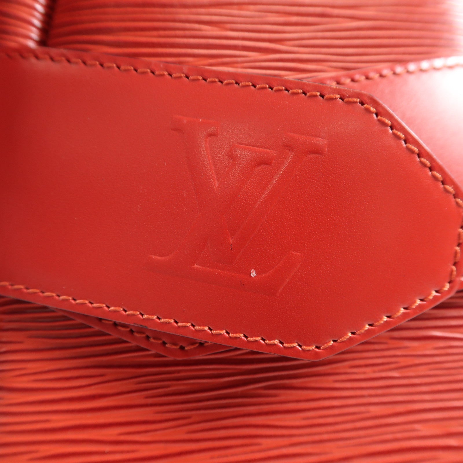 LOUIS VUITTON Epi Sac de Paul金扣肩背袋