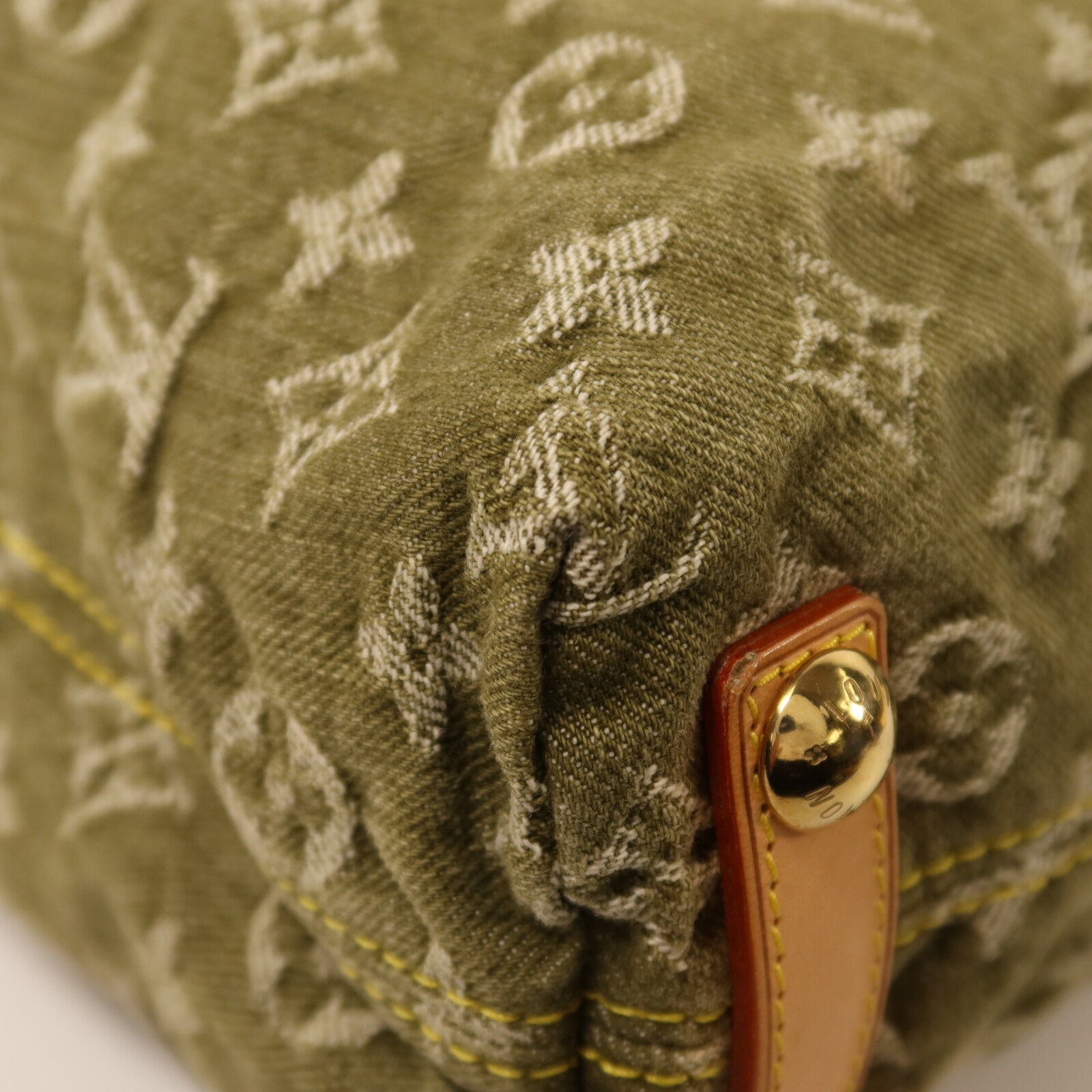 LOUIS VUITTON Monogram Denim Buggy PM金扣肩背袋