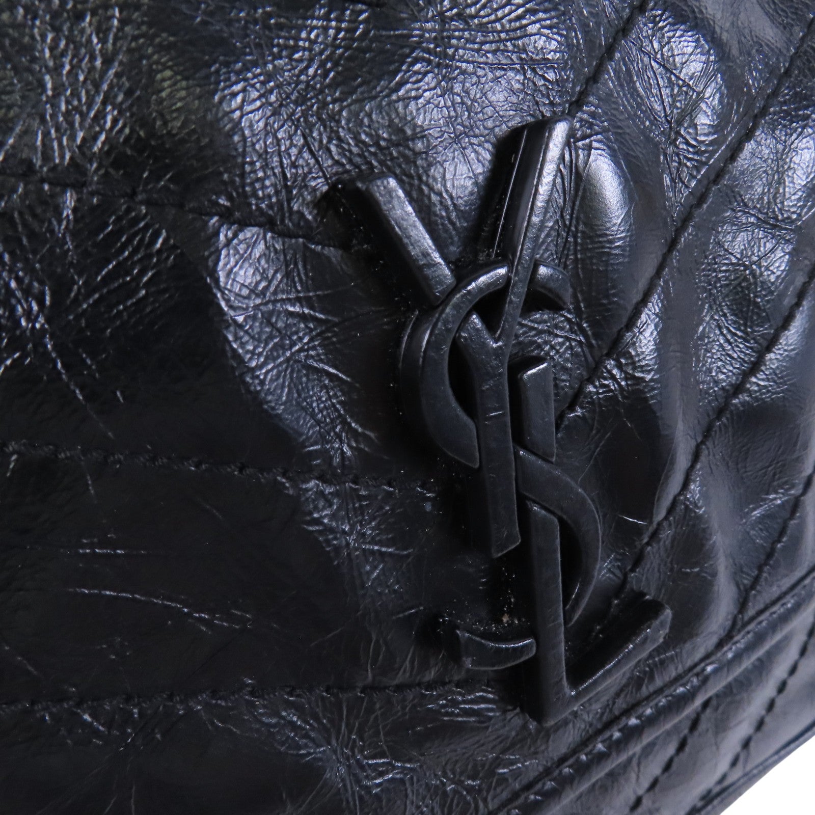 YVES SAINT LAURENT 牛皮皮革Niki Medium銀扣鏈帶肩背袋