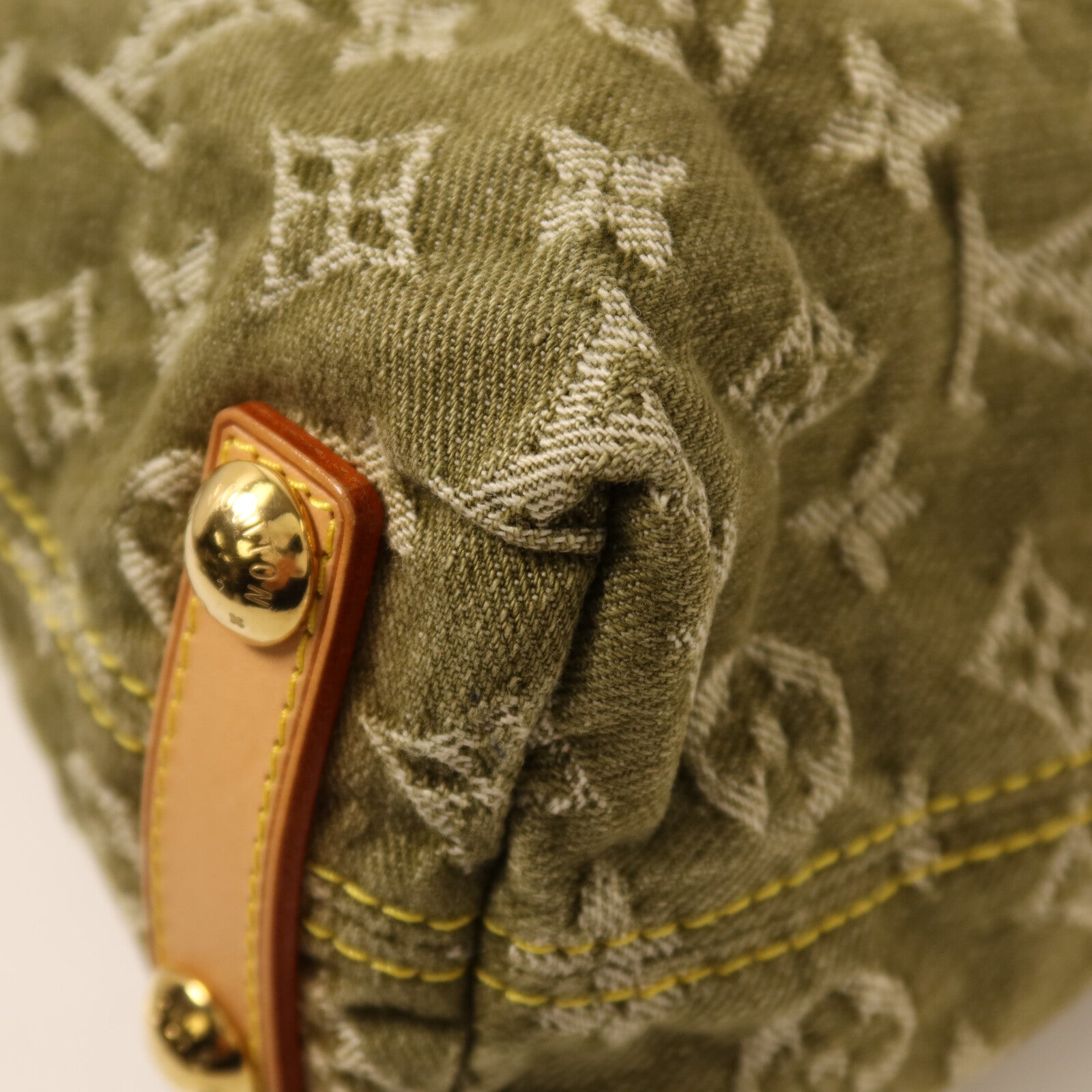 LOUIS VUITTON Monogram Denim Buggy PM金扣肩背袋