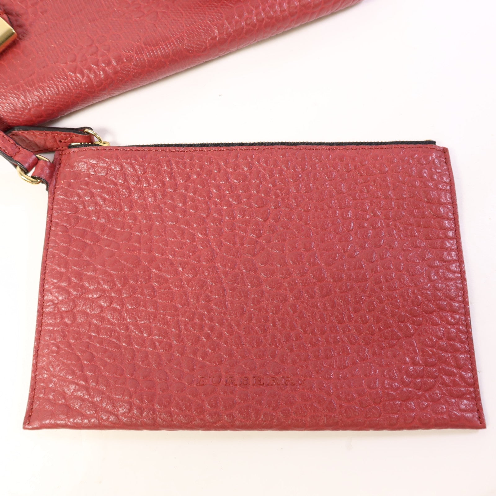 BURBERRY 牛皮皮革Shoulder Bag金扣肩背袋