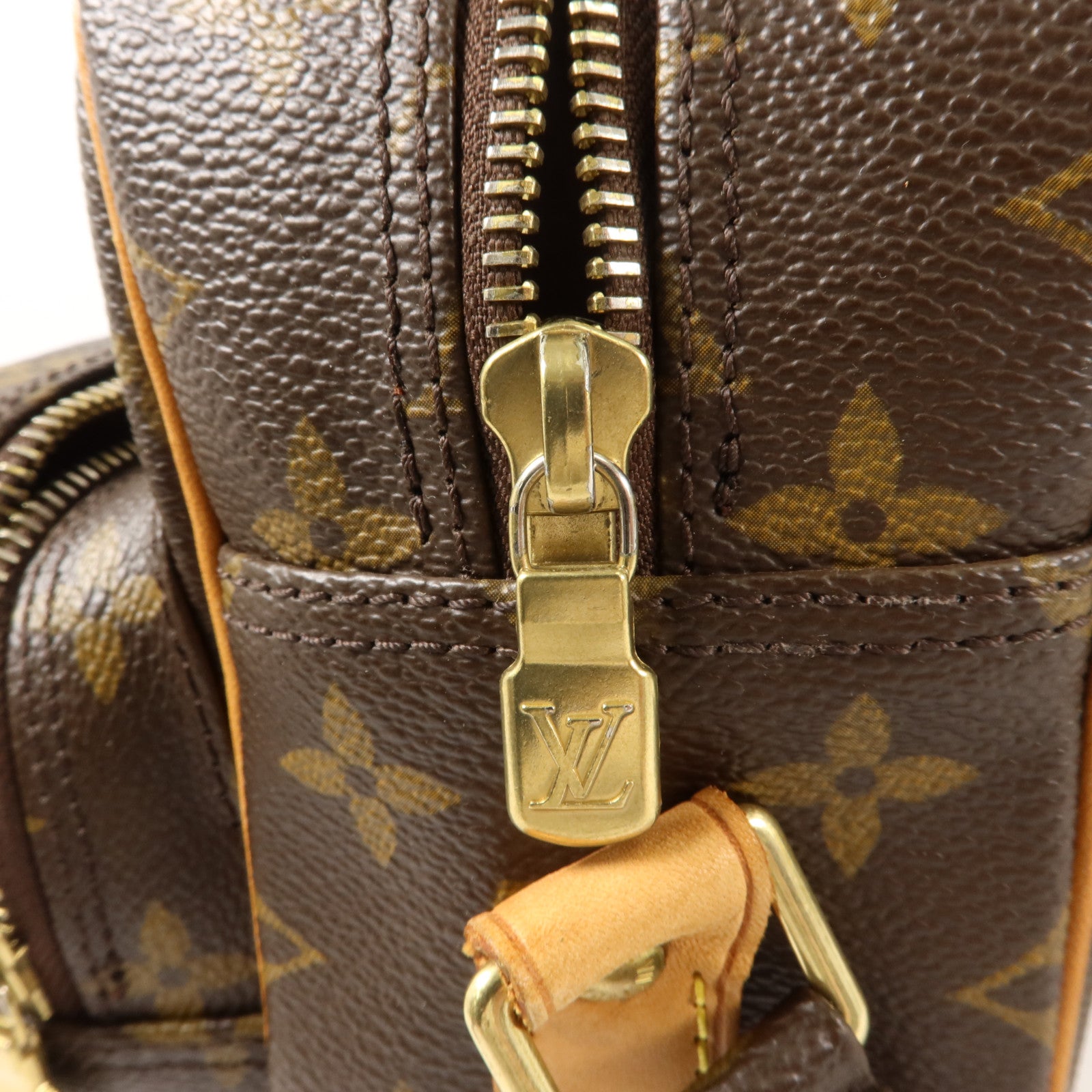 LOUIS VUITTON Monogram Nile金扣肩背袋
