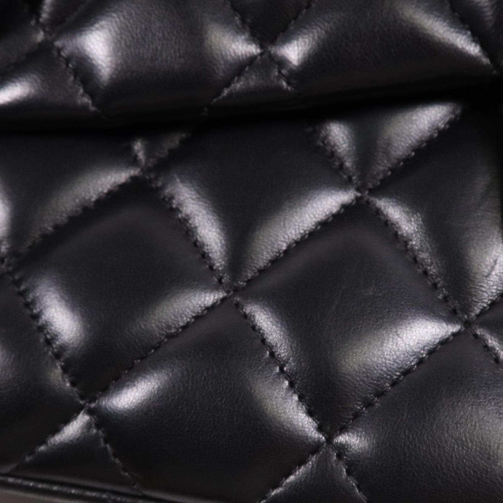 CHANEL Large Classic鏈帶肩背袋