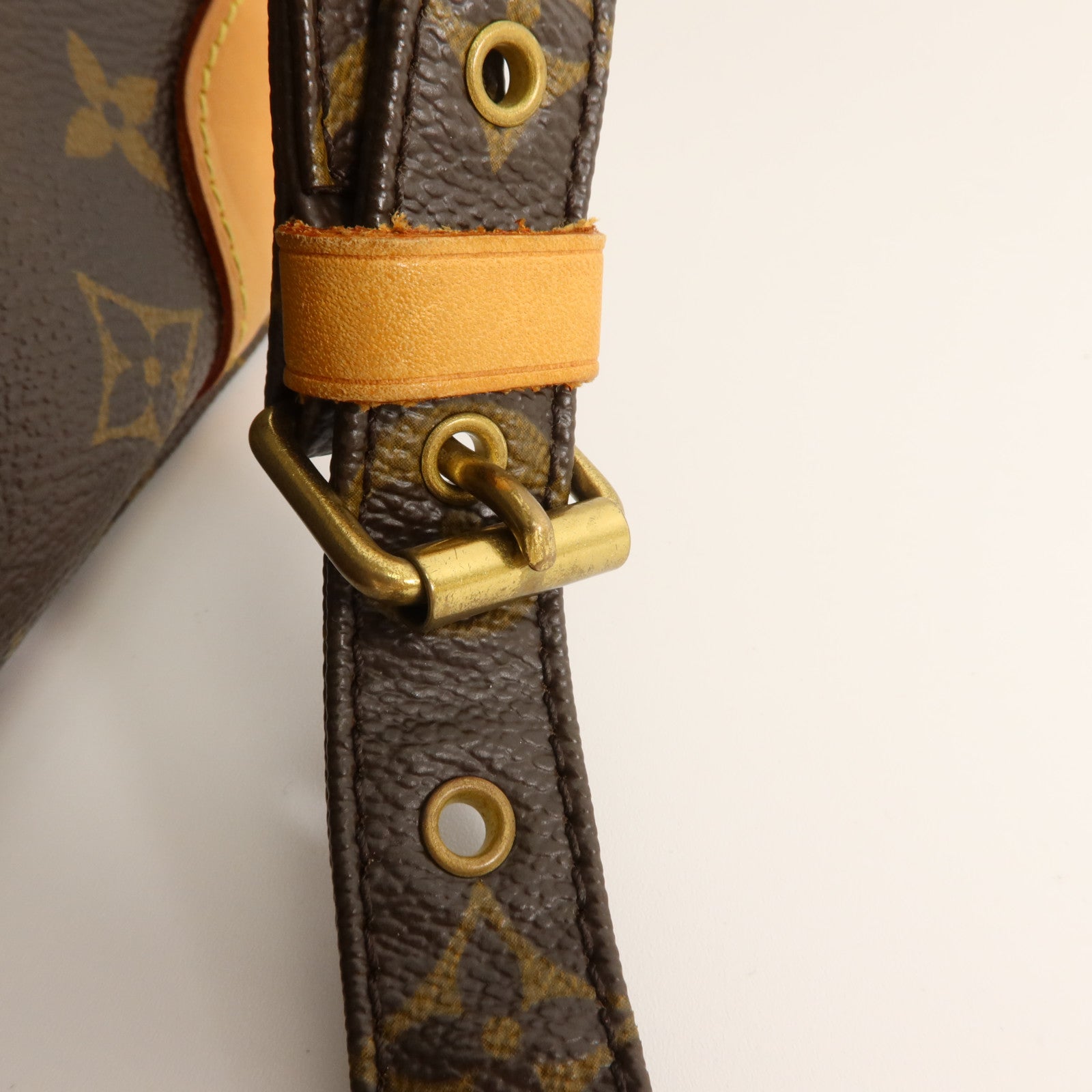 LOUIS VUITTON Monogram Nile金扣肩背袋