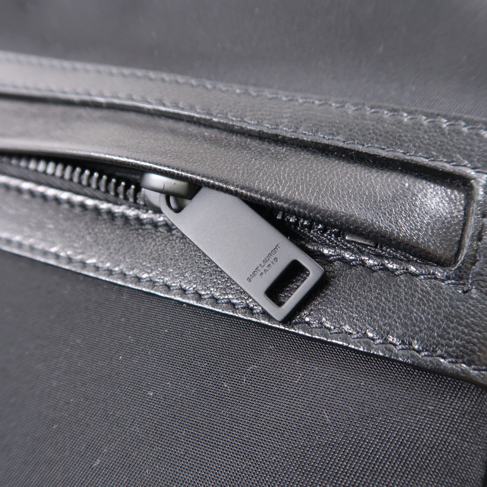 SAINT LAURENT 尼龍/皮革Shoulder Bag肩背袋