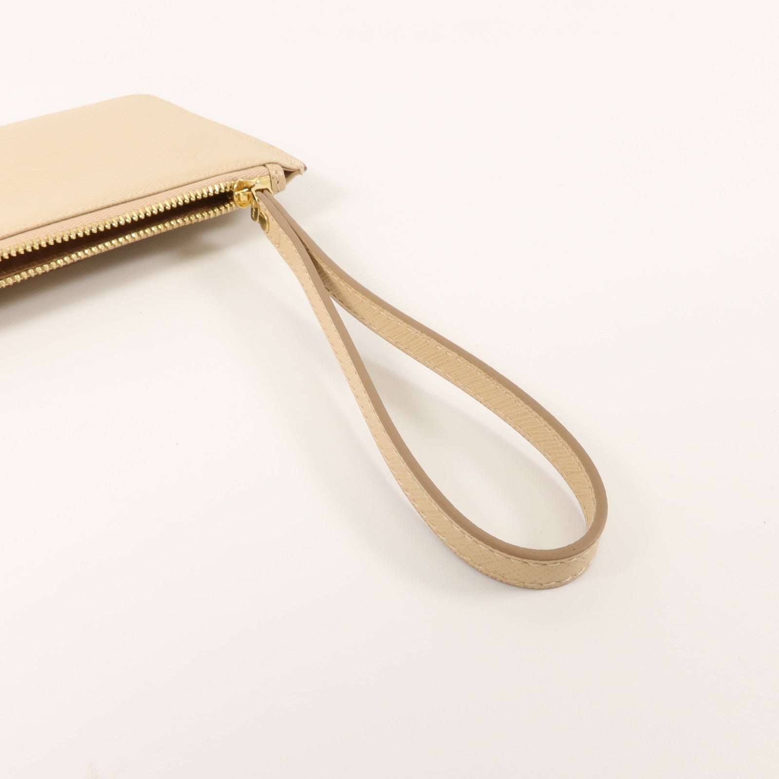 Salvatore Ferragamo 牛皮皮革Vara Bow Pouch小袋