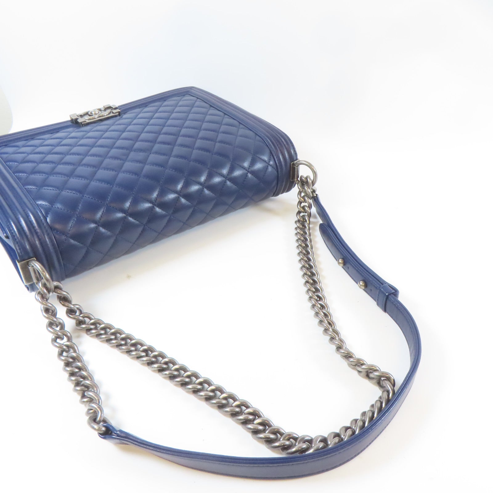 CHANEL 菱格羊皮皮革Boy Chain Shoulder Bag銀扣鏈帶肩背袋深藍色