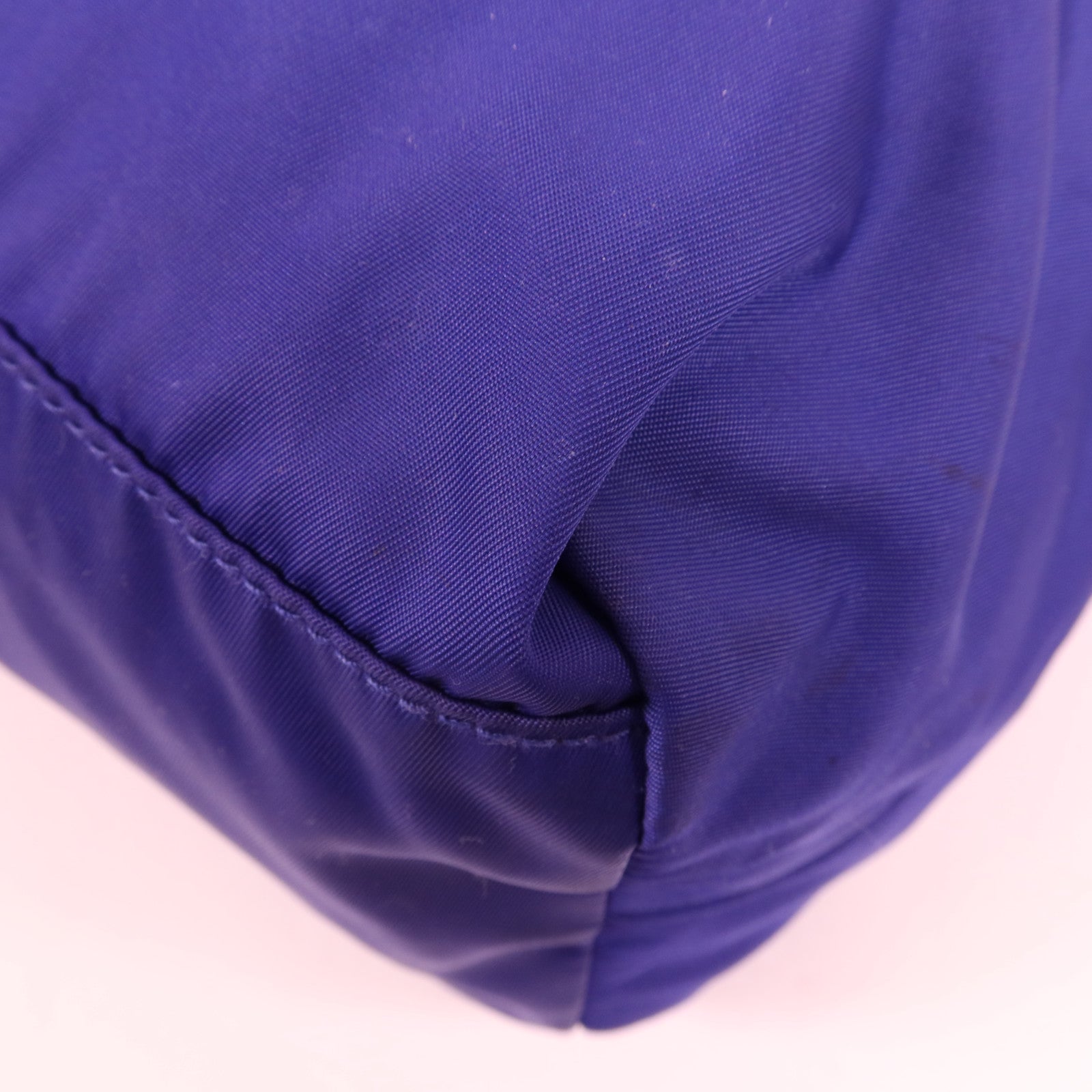 PRADA 尼龍Shoulder Bag銀扣肩背袋