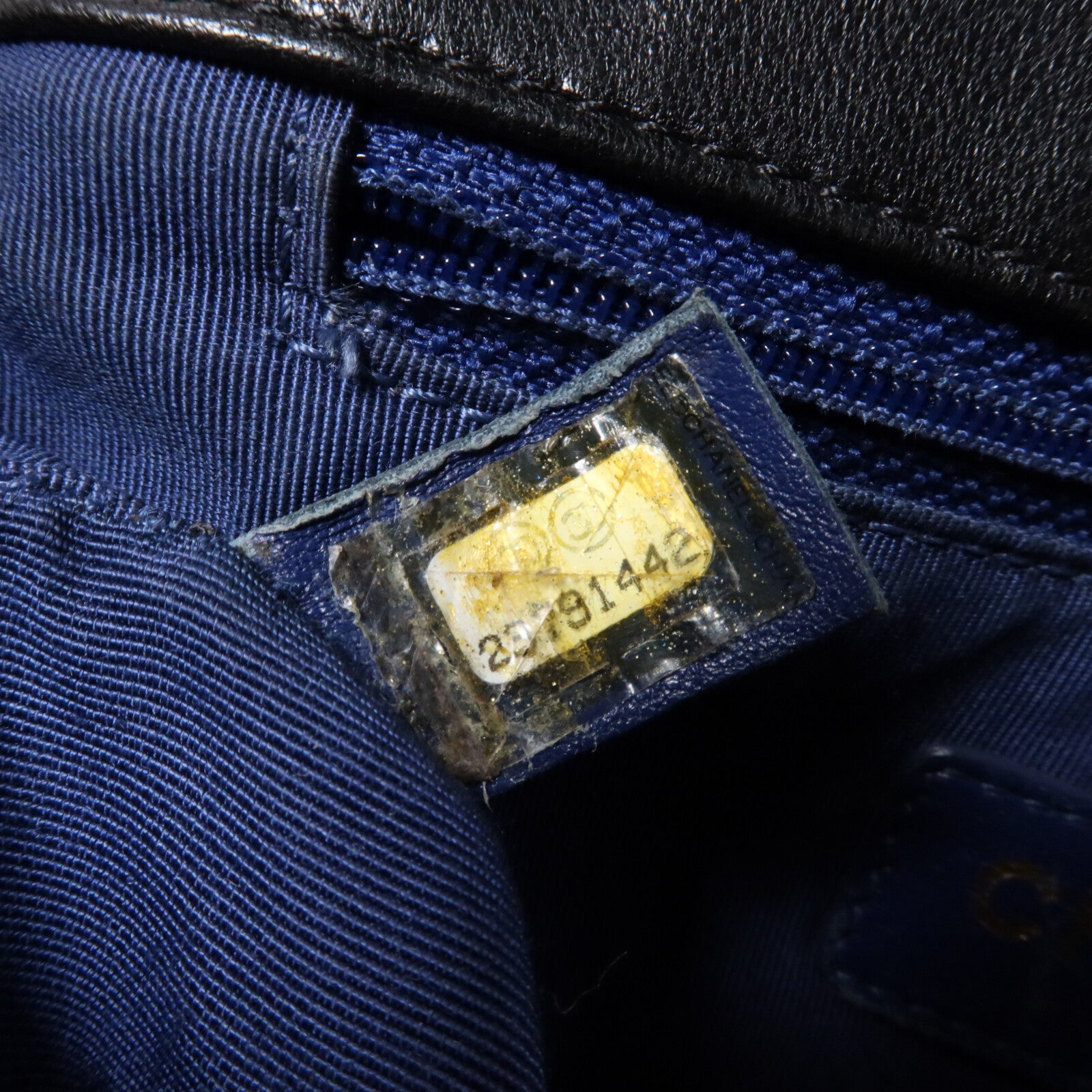 CHANEL 羊皮皮革Mademoiselle Vintage Flap Bag鏈帶肩背袋