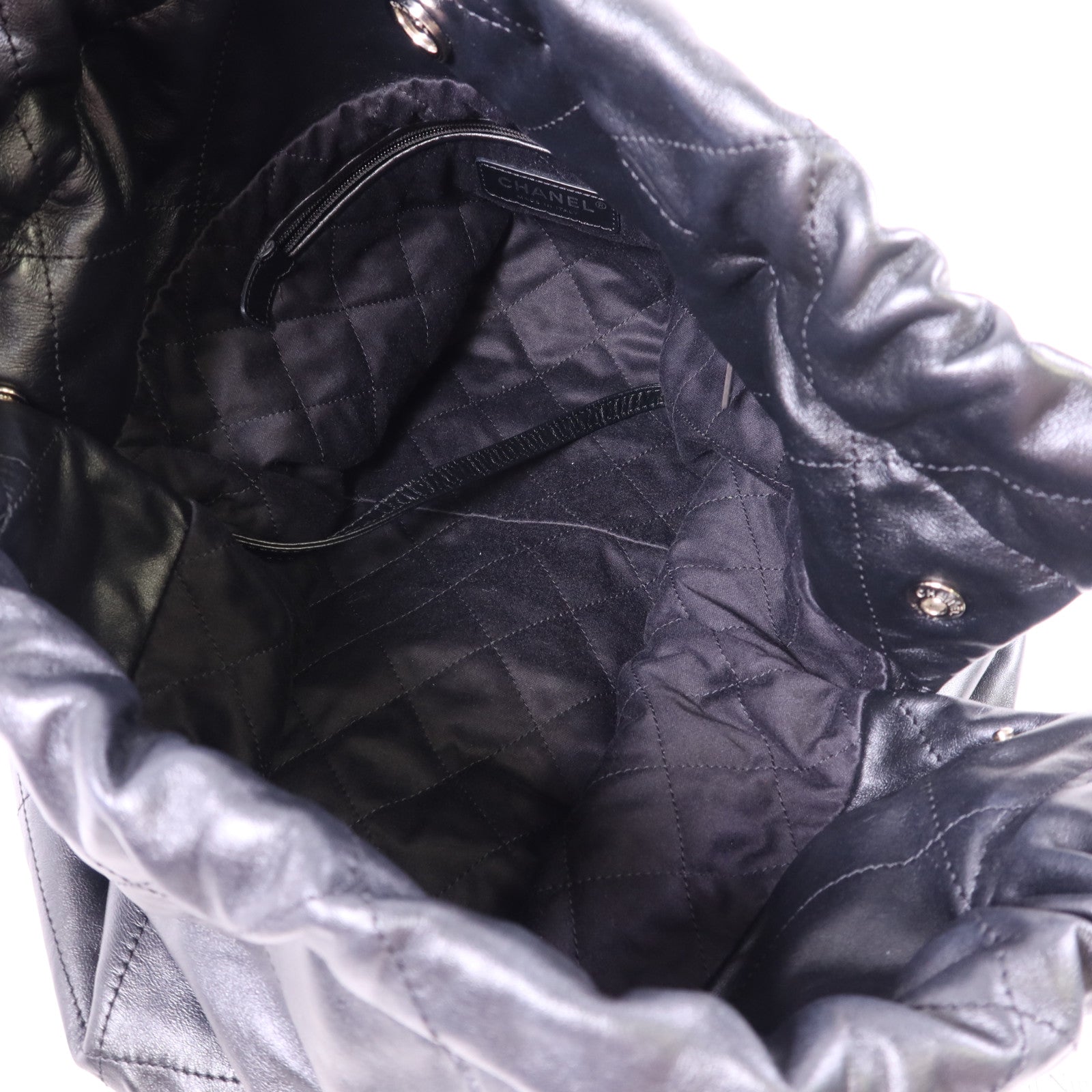 CHANEL 牛皮皮革Chanel 22 Small金扣鏈帶肩背袋