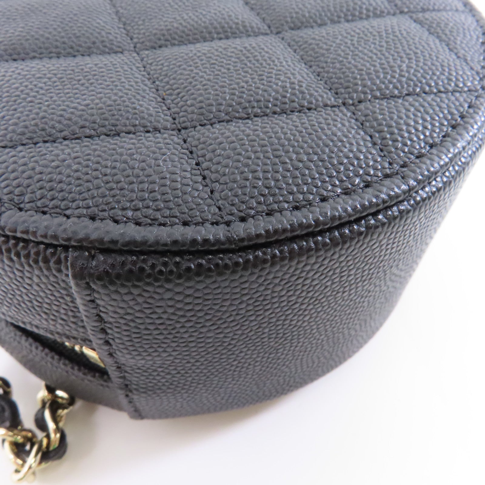 CHANEL 菱格Caviar皮革Chain Shoulder金扣鏈帶肩背袋黑色