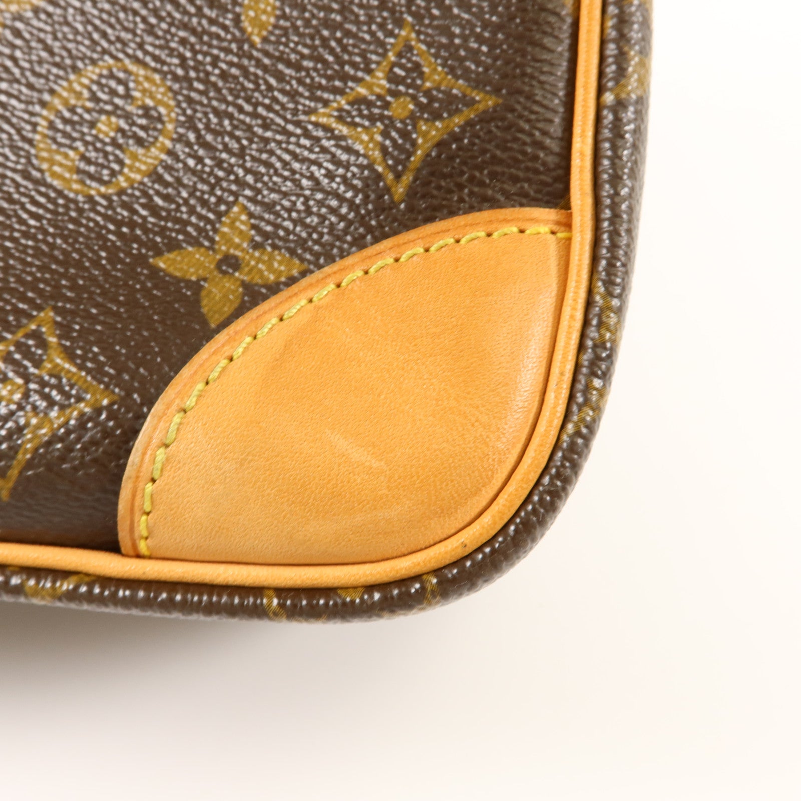 LOUIS VUITTON Monogram Nile金扣肩背袋