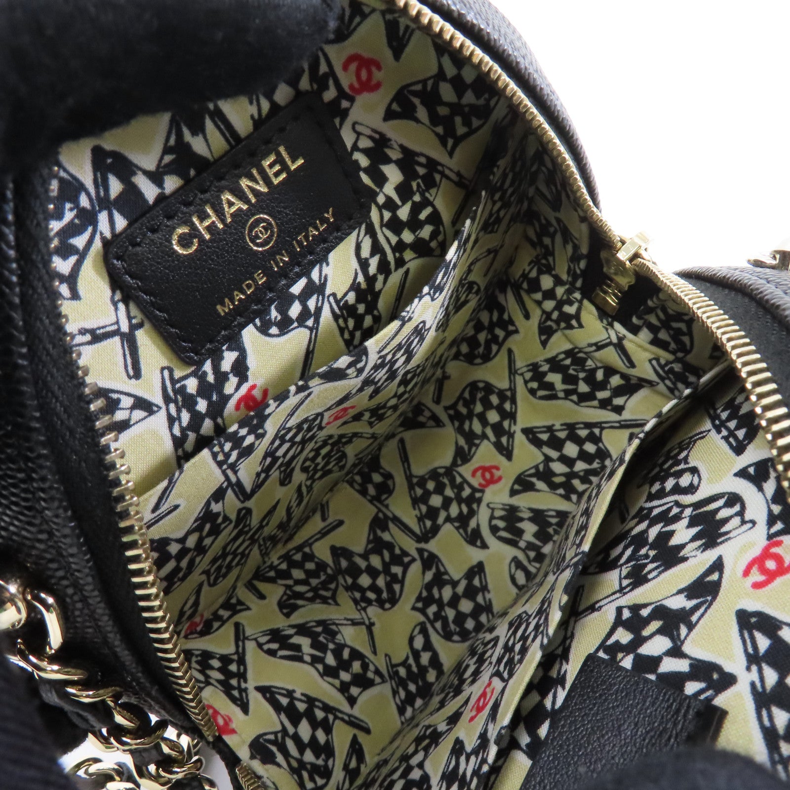 CHANEL 菱格Caviar皮革Chain Shoulder金扣鏈帶肩背袋黑色