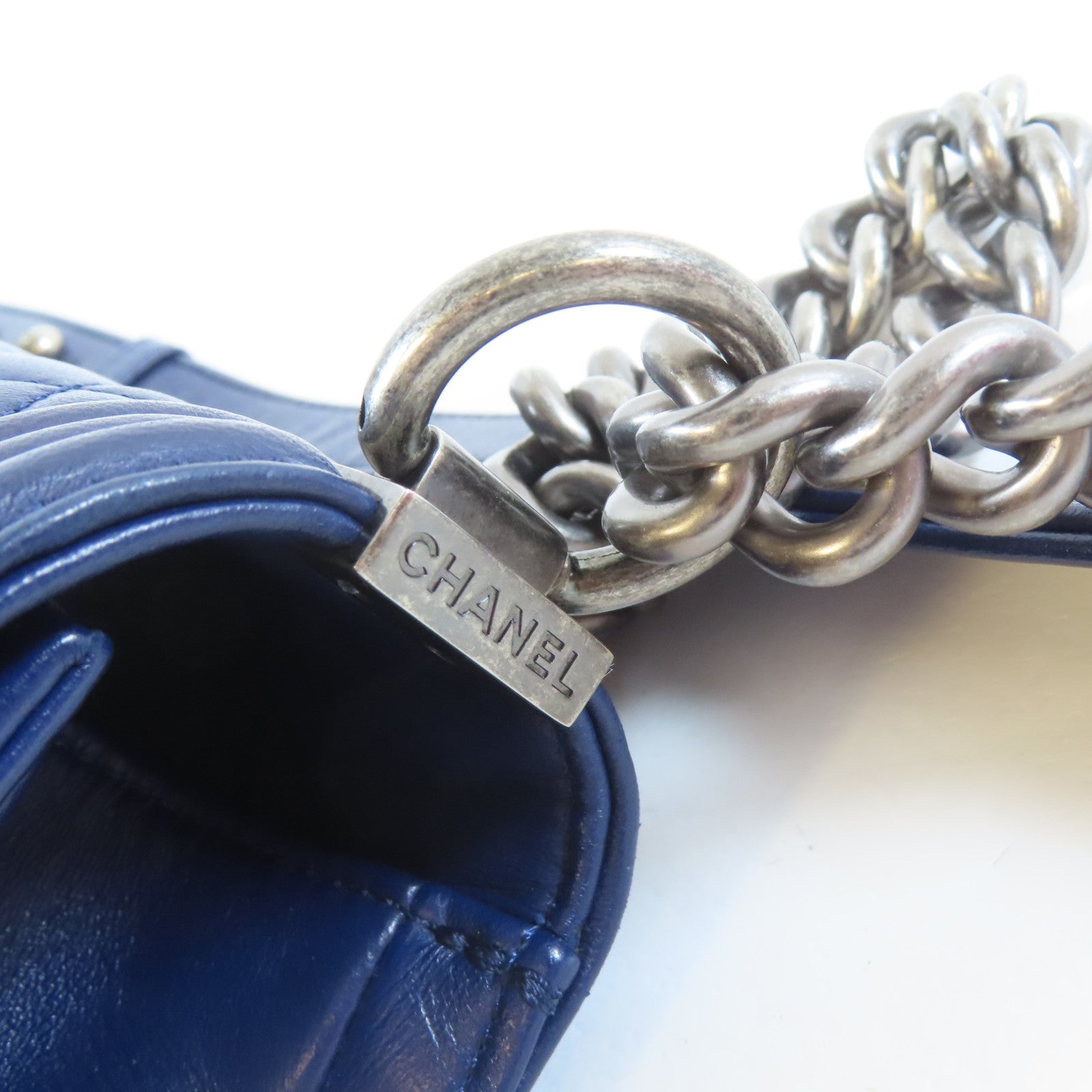 CHANEL 菱格羊皮皮革Boy Chain Shoulder Bag銀扣鏈帶肩背袋深藍色