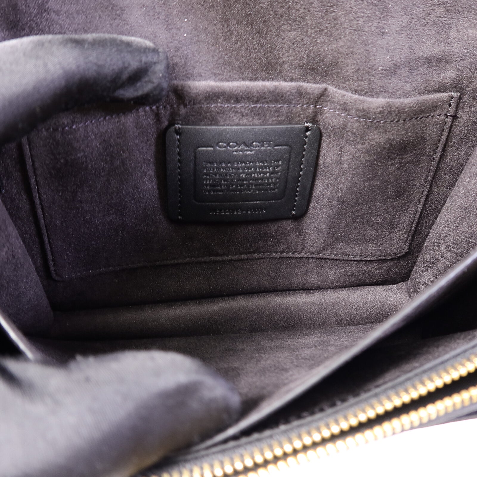 COACH 牛皮皮革Chain Shoulder Bag鏈帶肩背袋