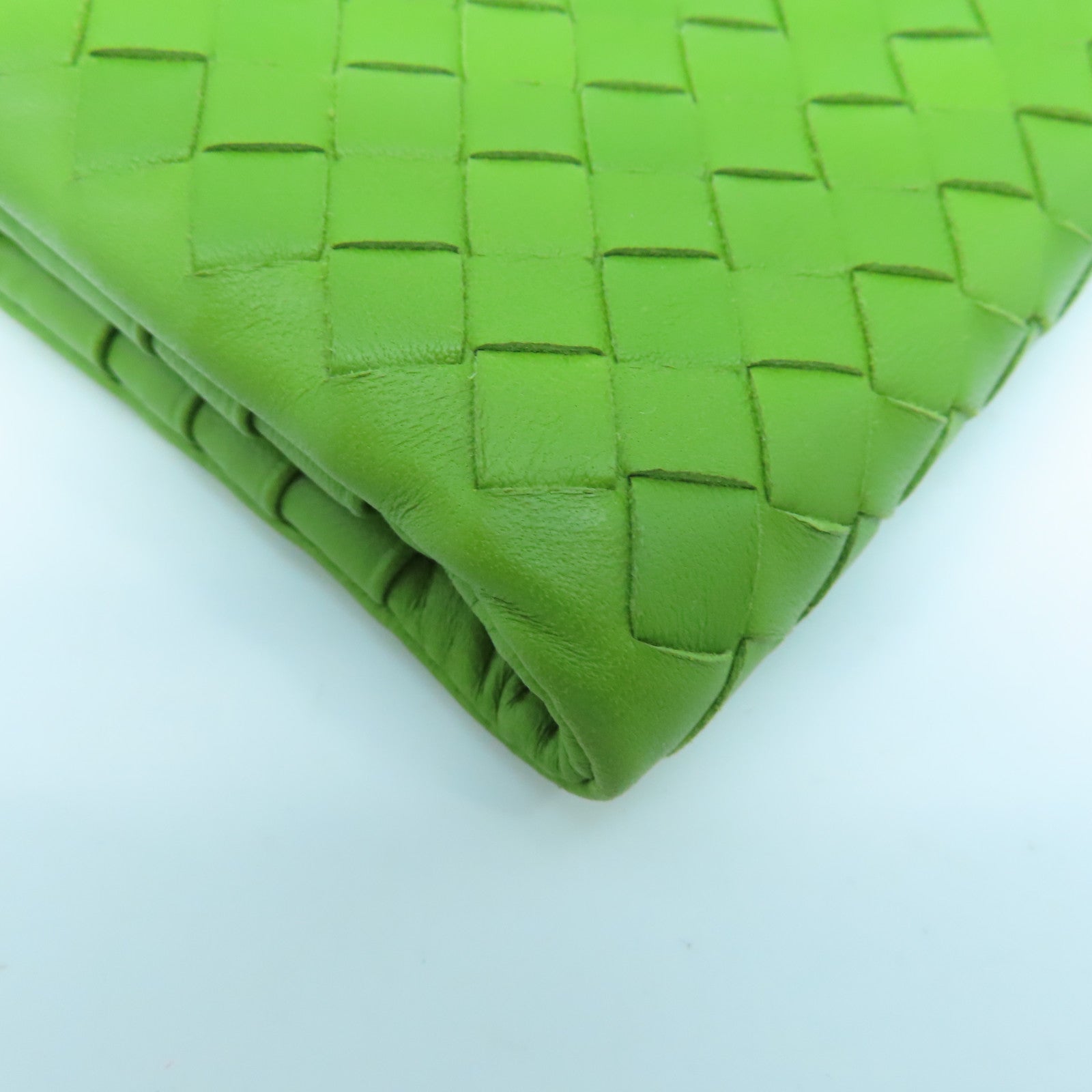 BOTTEGA VENETA Textured Leather Long Wallet Long Wallet Green