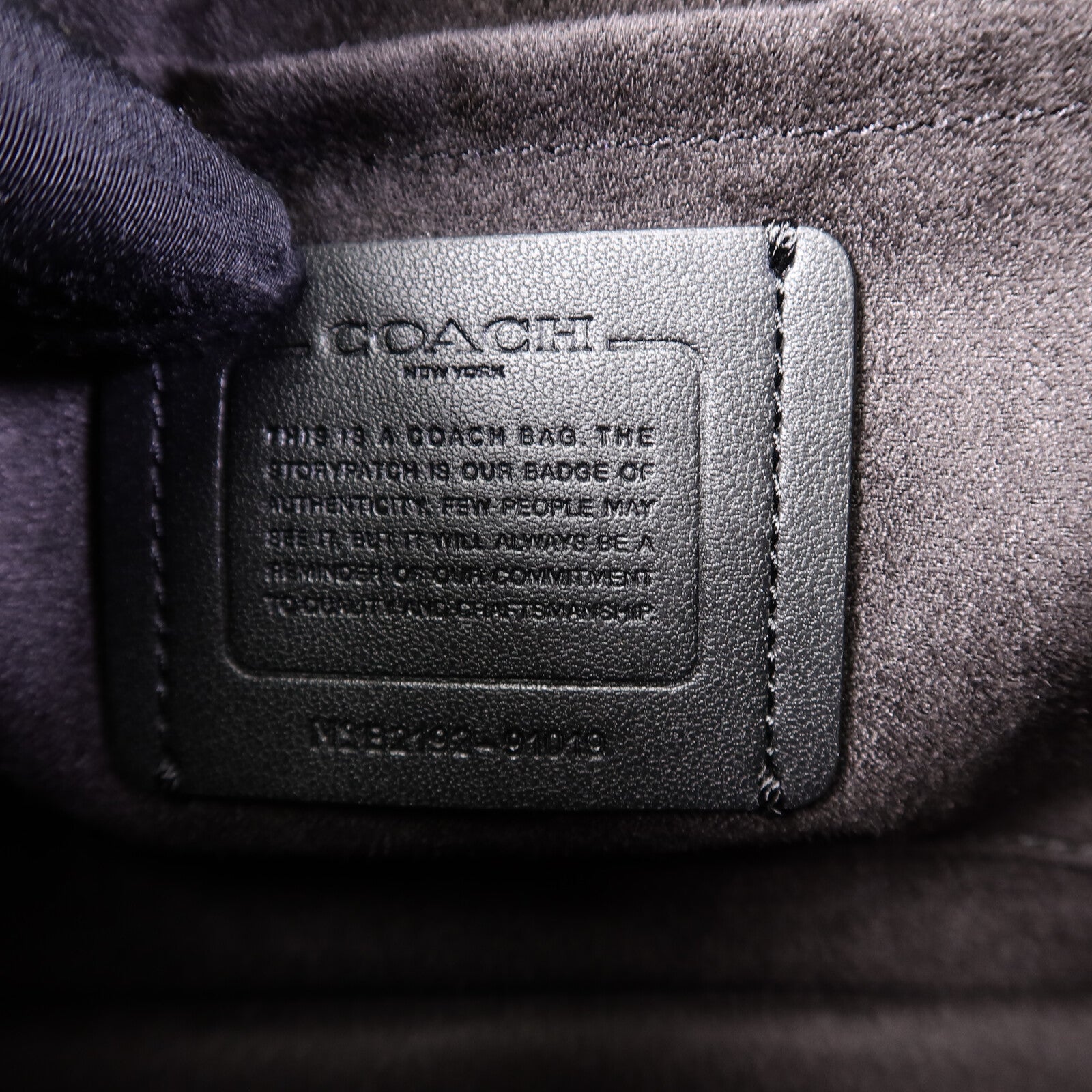 COACH 牛皮皮革Chain Shoulder Bag鏈帶肩背袋