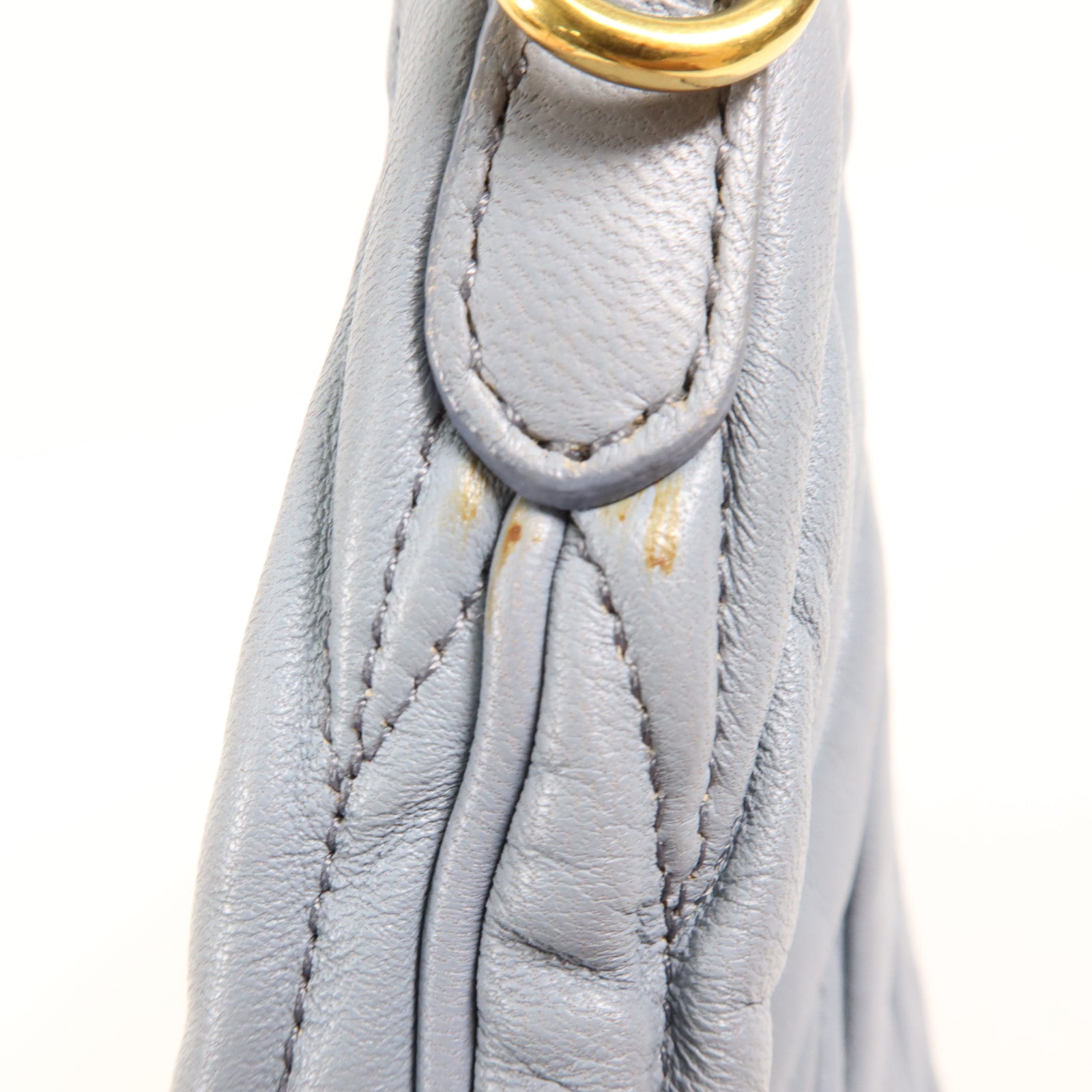 Miu Miu 羊皮皮革Shoulder Bag金扣肩背袋