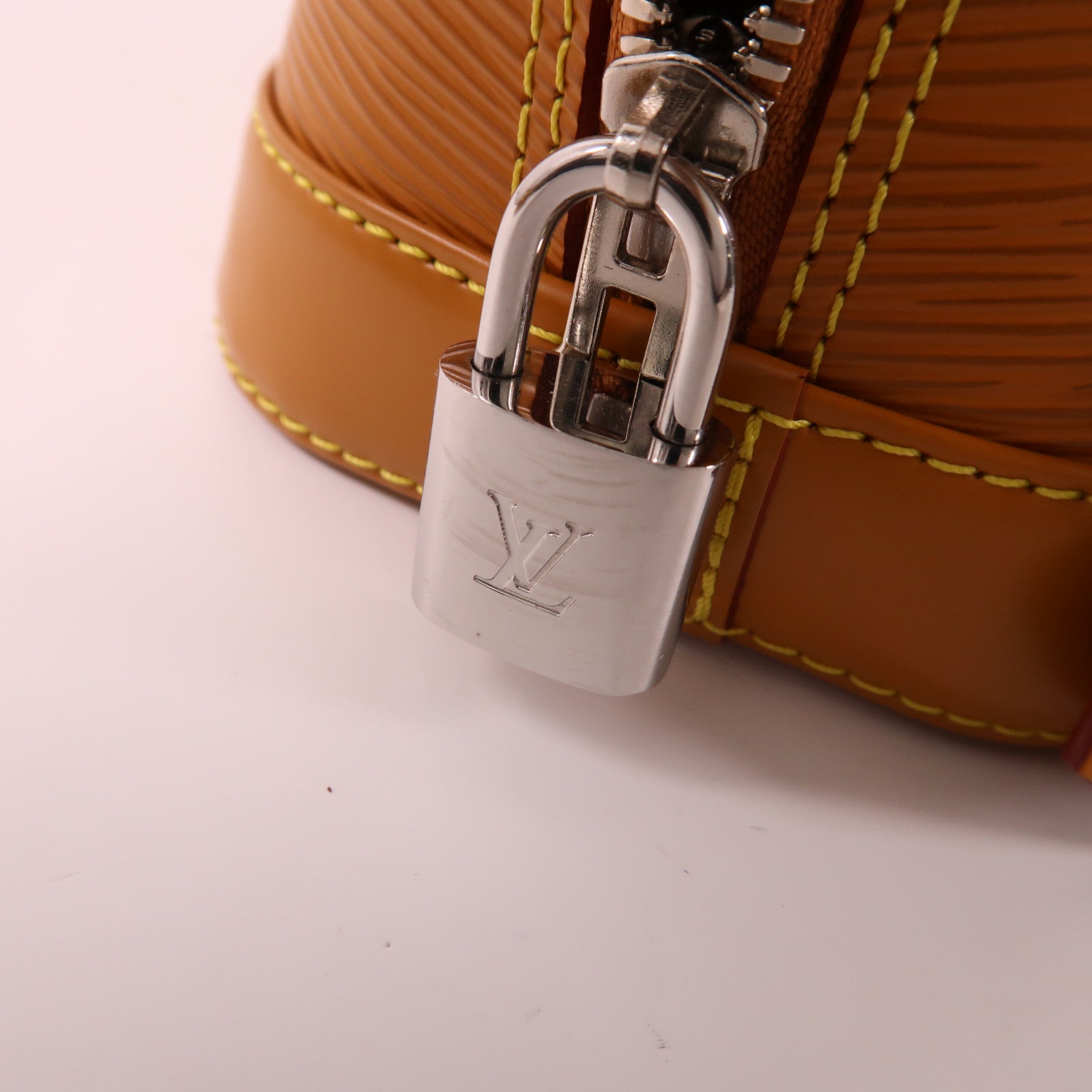 LOUIS VUITTON Epi Alma BB銀扣手挽肩背兩用袋