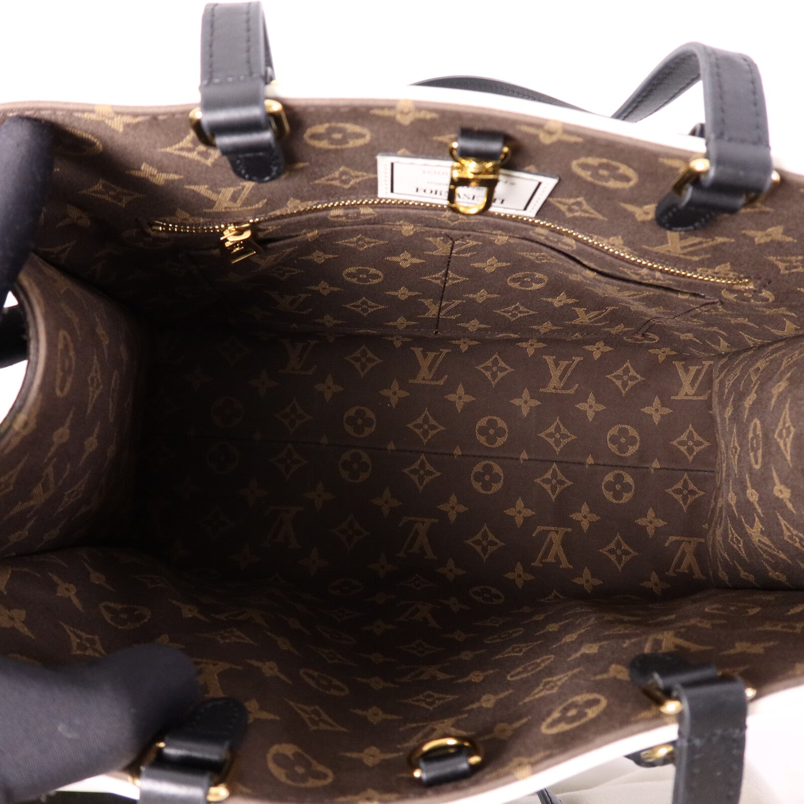 LOUIS VUITTON Monogram/牛皮皮革On The Go MM Fornasetti Capsule金扣手挽肩背兩用袋