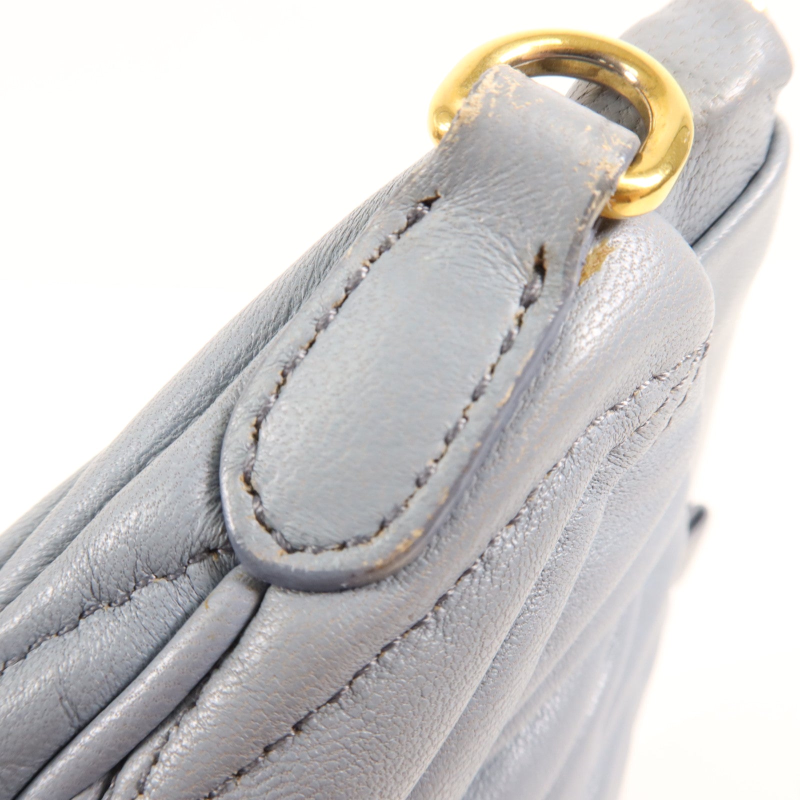 Miu Miu 羊皮皮革Shoulder Bag金扣肩背袋