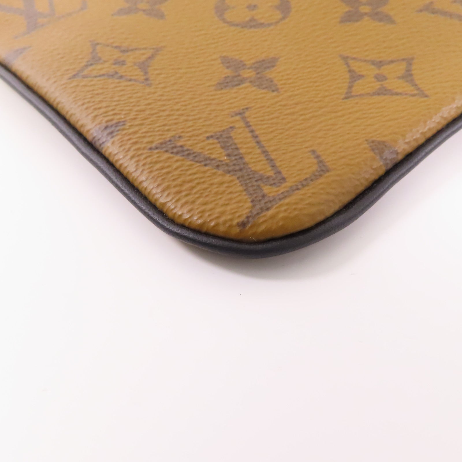 LOUIS VUITTON 【激減優惠】Monogram Giant/Monogram Reverse/Monogram Trio Pouch金扣手拿包