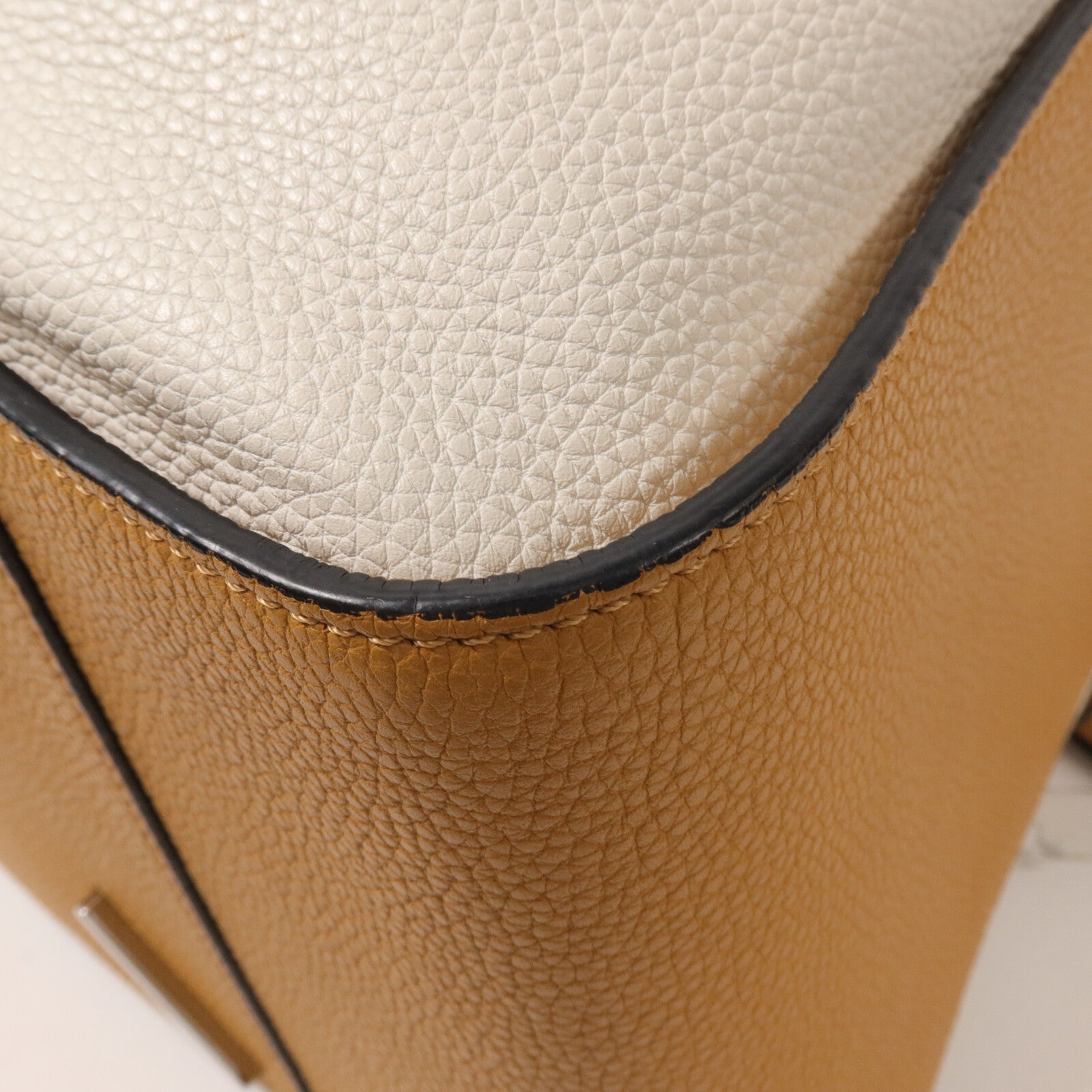 LOEWE 牛皮皮革Hammock Small手挽肩背兩用袋