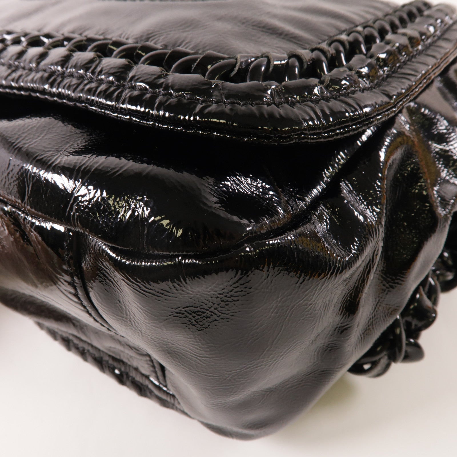 CHANEL CC Chain Shoulder Bag Patent Leather Black