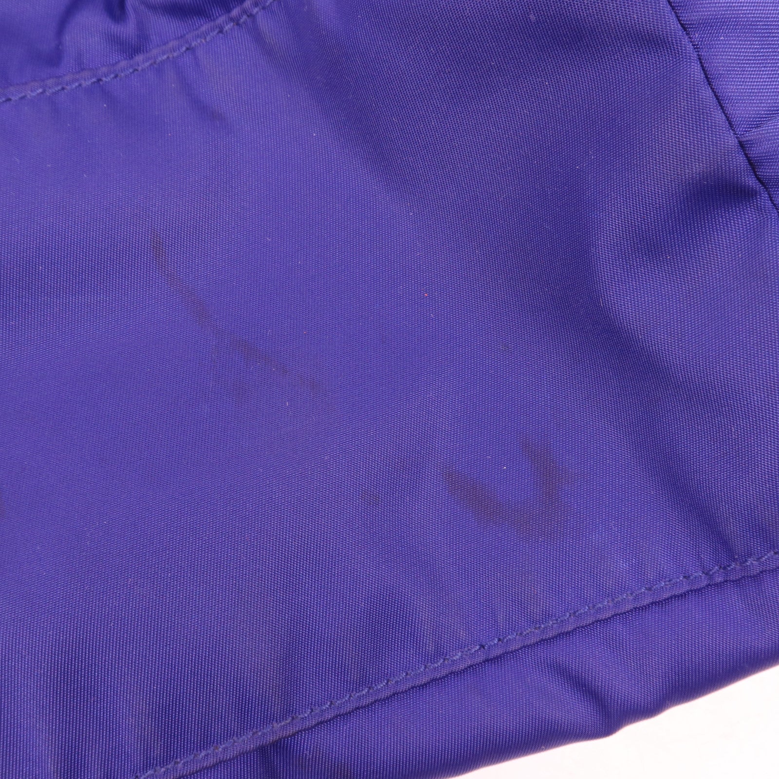 PRADA 尼龍Shoulder Bag銀扣肩背袋