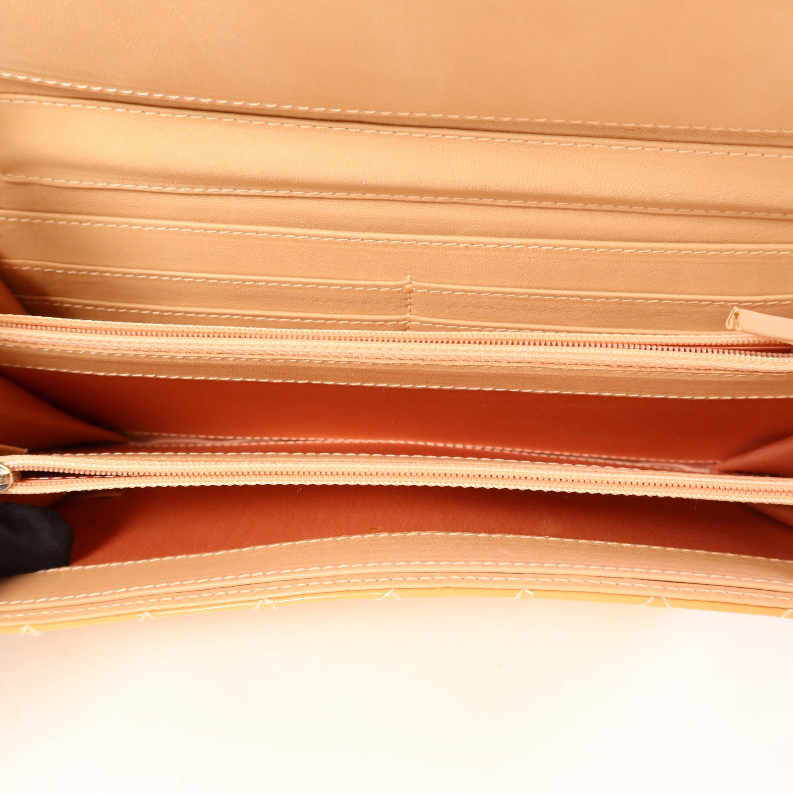 CHANEL 【激減優惠】漆皮皮革Chain Shoulder Bag銀扣鏈帶肩背袋