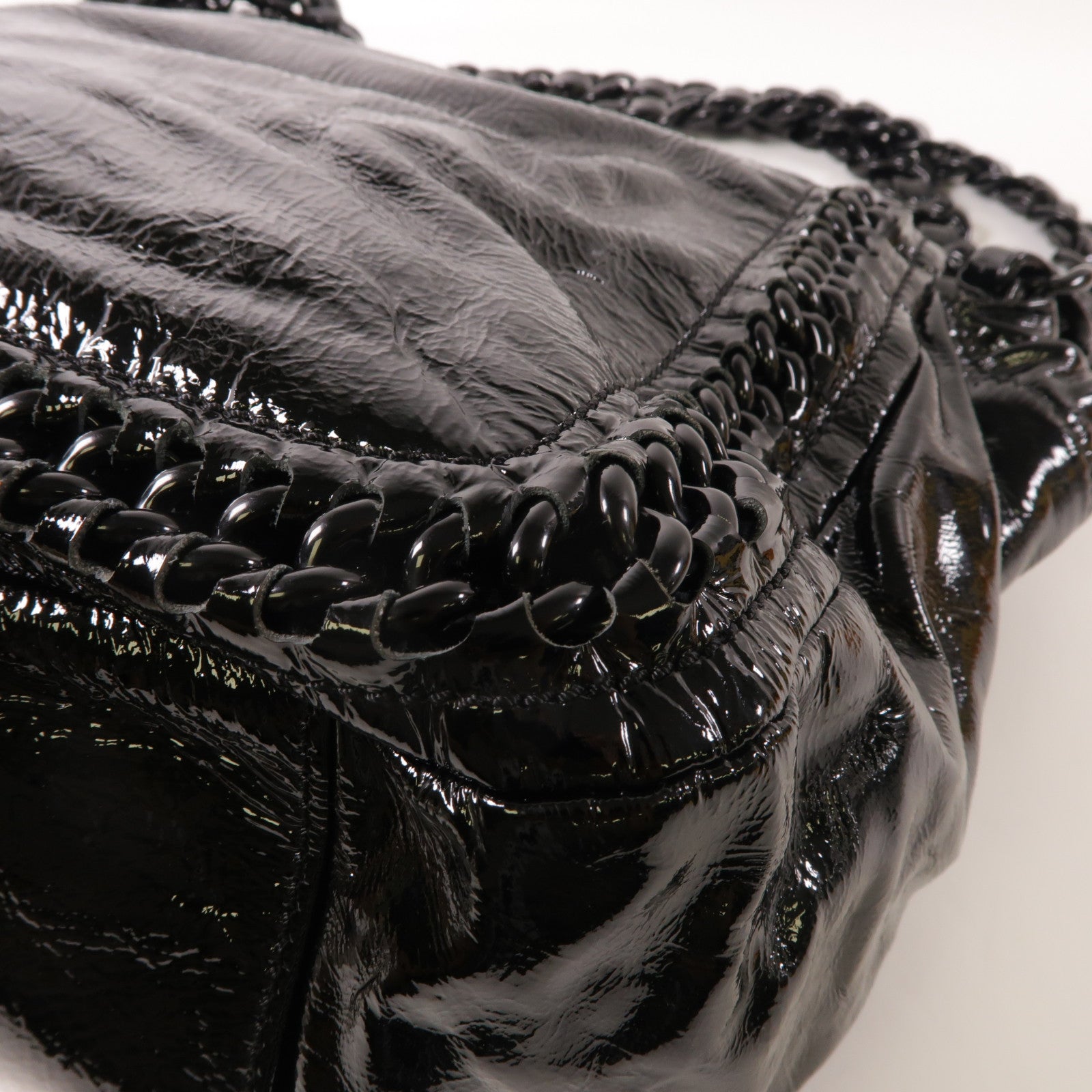 CHANEL CC Chain Shoulder Bag Patent Leather Black