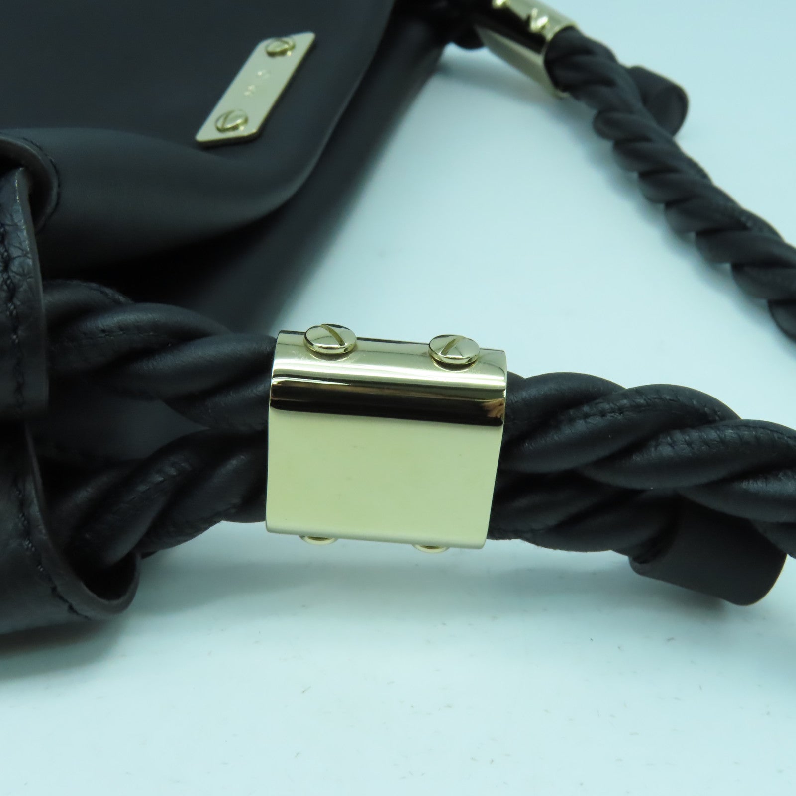 Chloe 牛皮皮革Key Medium金扣肩背袋黑色