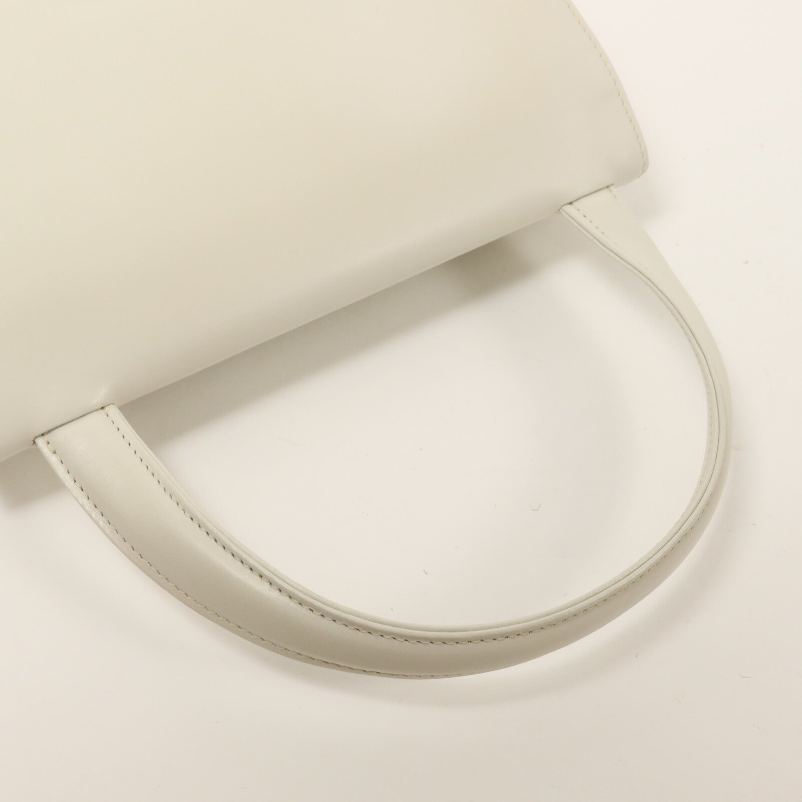 GIVENCHY 牛皮皮革Top Handle手挽袋