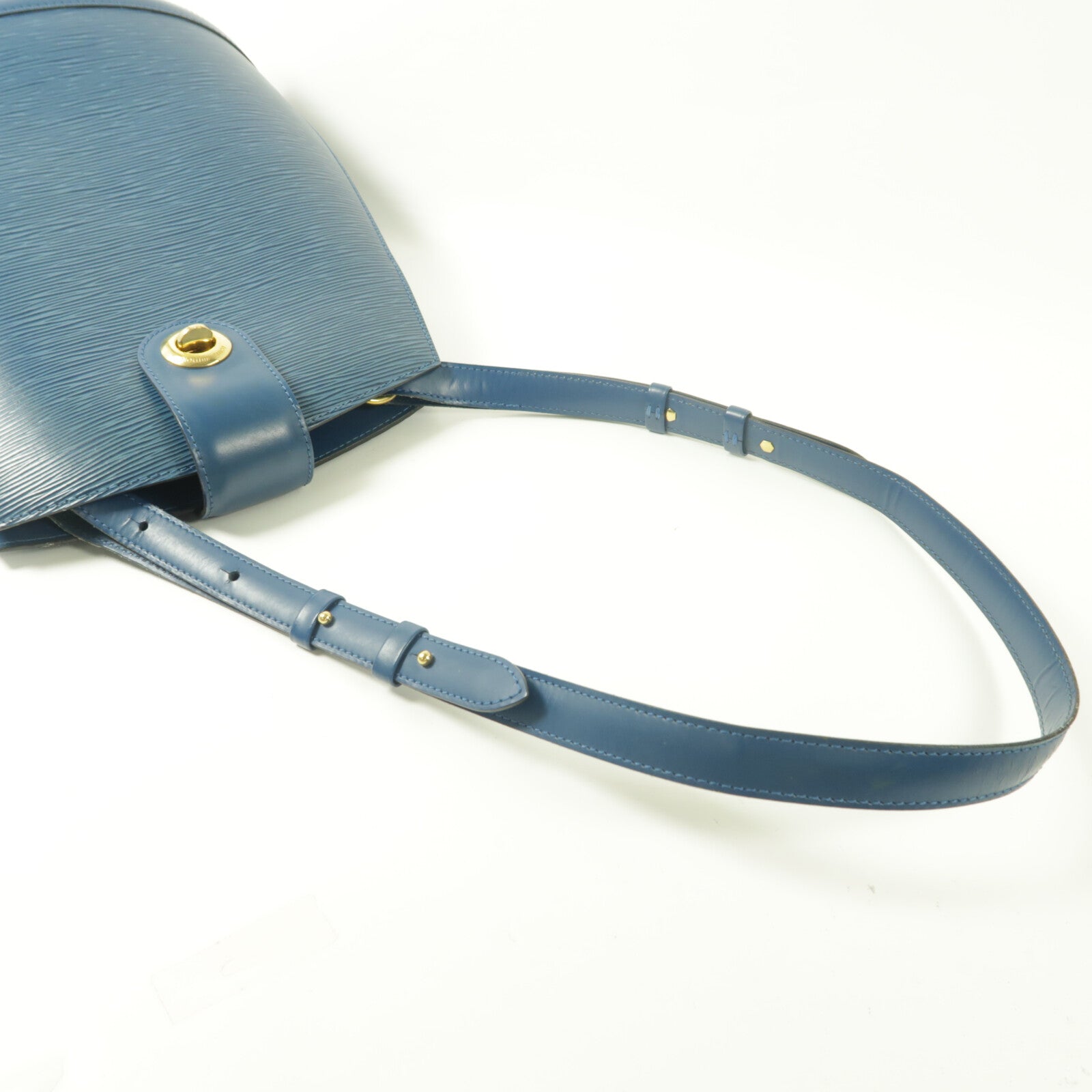 LOUIS VUITTON Epi 1993 Blue Epi Cluny肩背袋