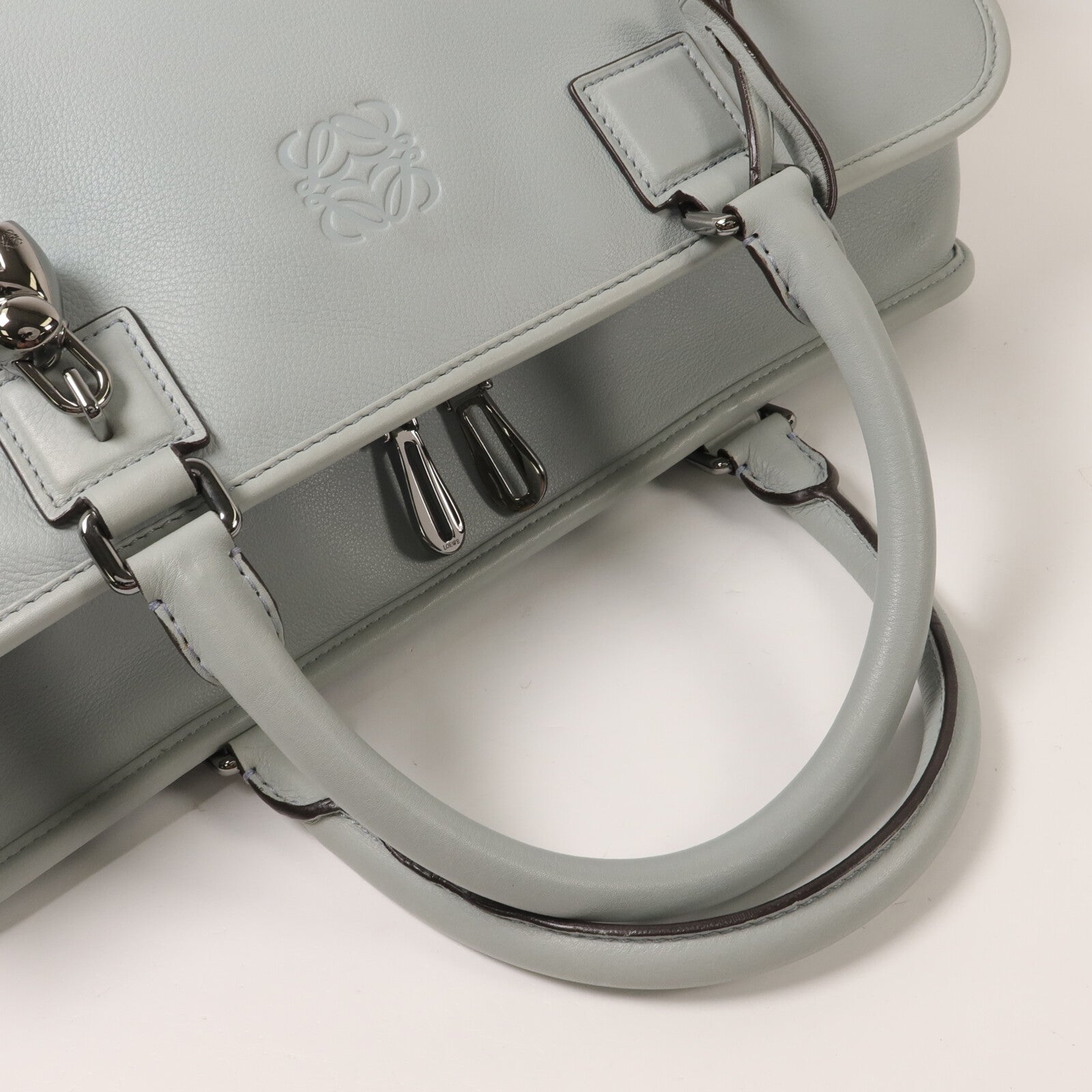 LOEWE 牛皮皮革Amazona 36手挽袋